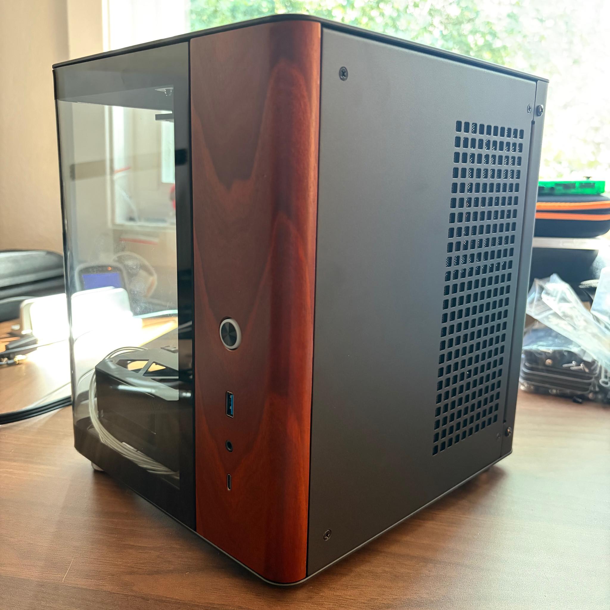 Powerful & Compact Gaming PC/Workstation: 5900x with 64GB RAM