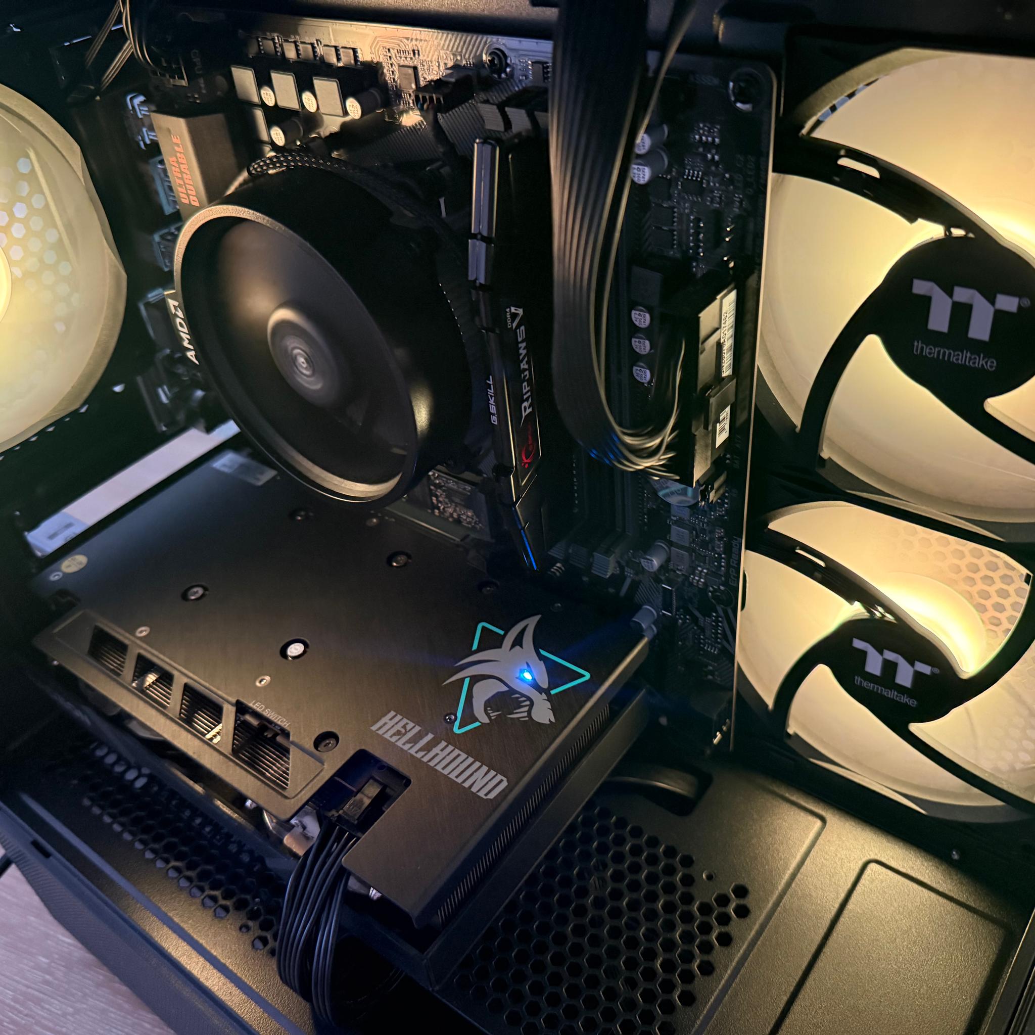 Ryzen 5 5500 | RX 6600 | 16GB DDR4 | 512GB NVMe