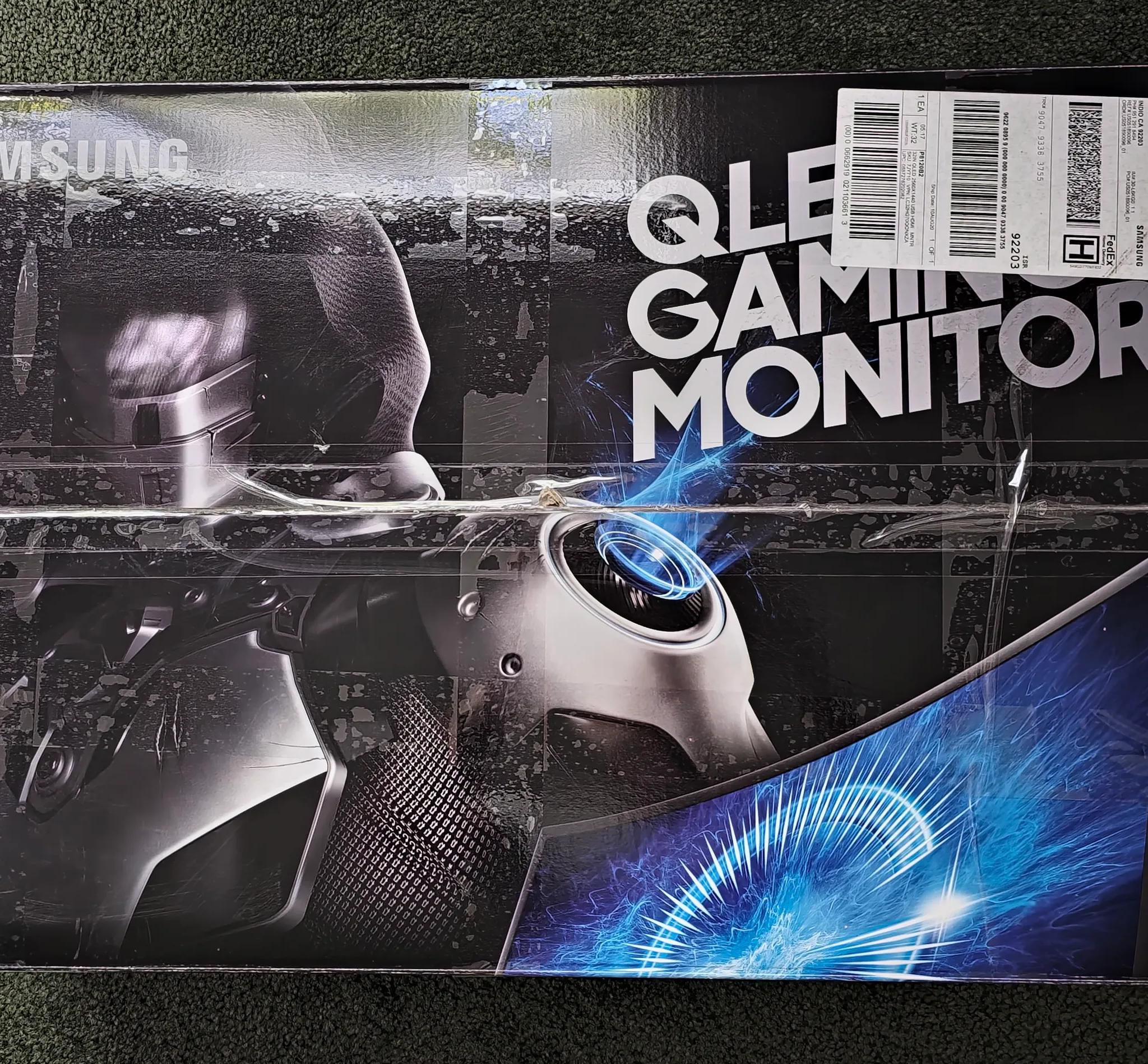 |NEW| SAMSUNG 32" CHG7 QLED 1800R AMD FreeSync 2 Gaming Monitor + BONUS