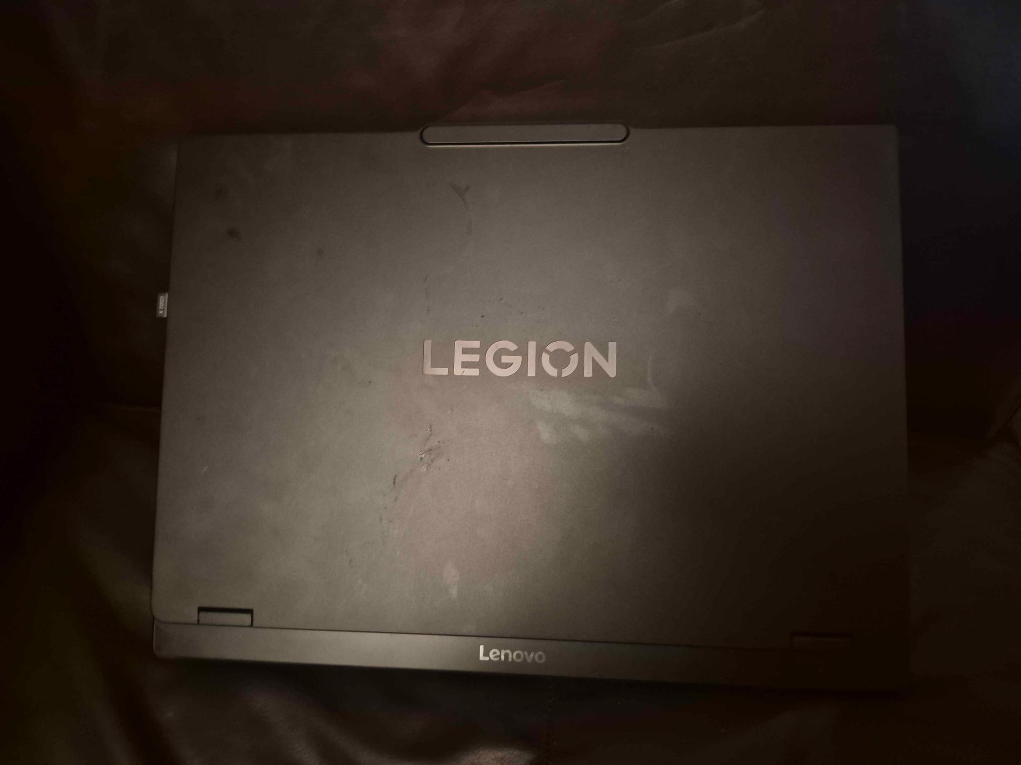 Lenovo Legion 5    Ryzen 7 260 (8C16T) RTX 5060 32gb DDR5