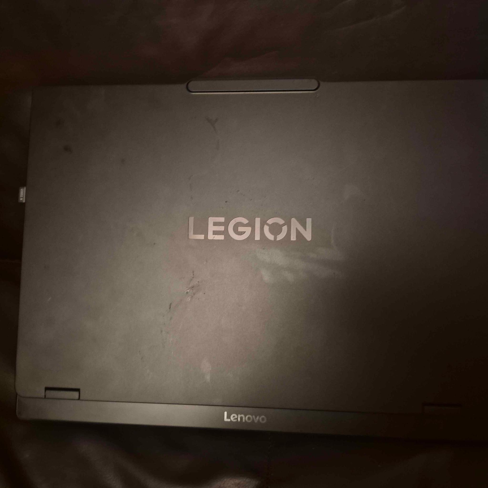 Lenovo Legion 5    Ryzen 7 260 (8C16T) RTX 5060 32gb DDR5
