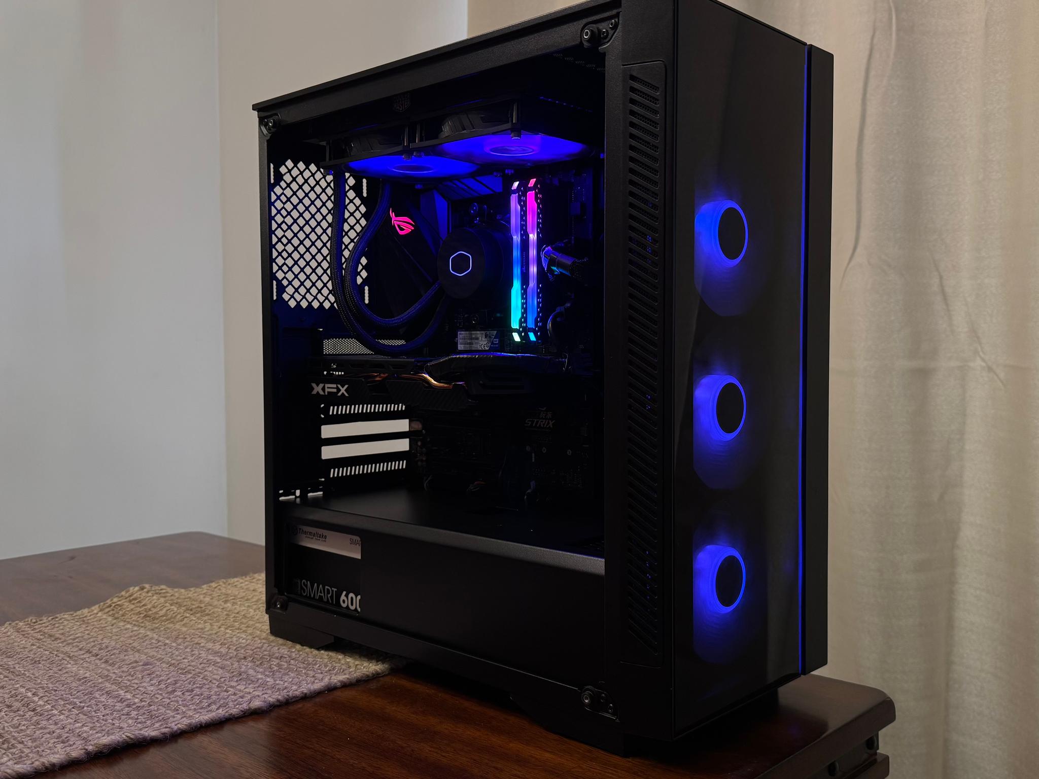 "AERO" | XFX RX 580 | Ryzen 5 2600x | 16GB DDR4 | 512GB SSD + 1TB HDD
