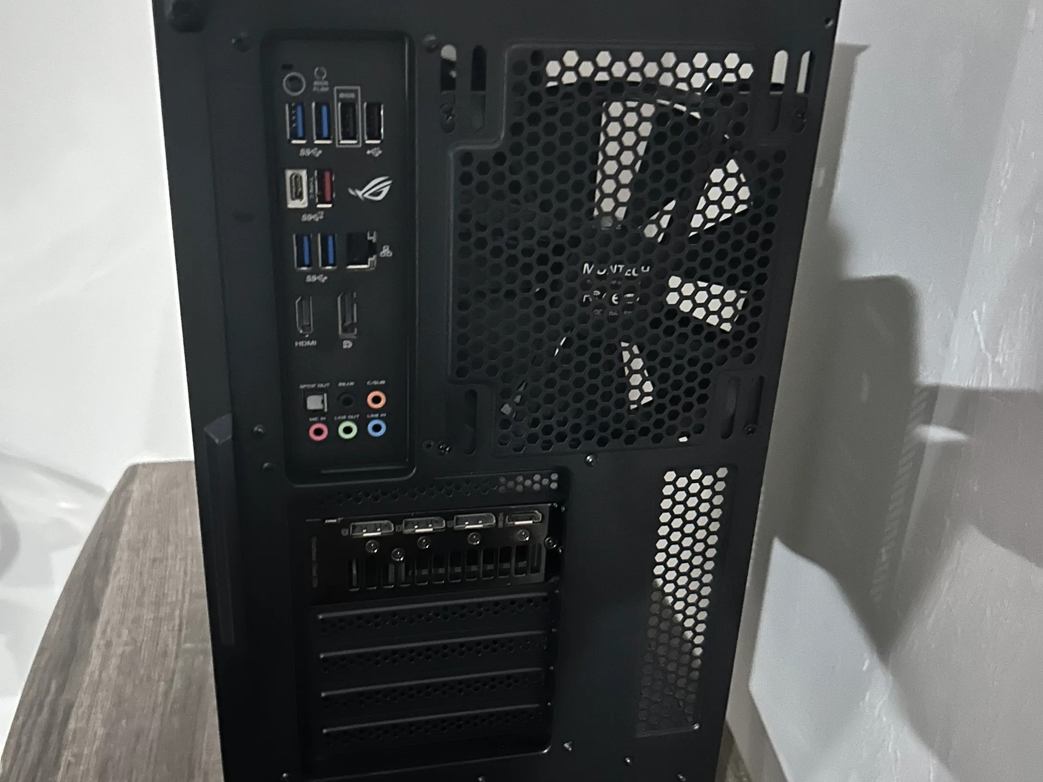 Ryzen 7 5800x | RX 6800 | 32GB Ram | 1TB Gen 4 NVME