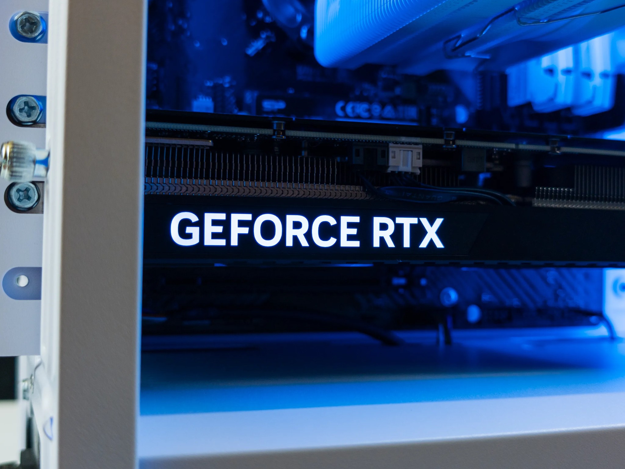 🤍🖤 RTX 4060Ti / Ryzen 7 3700X / 32GB Gaming PC 🖤🤍