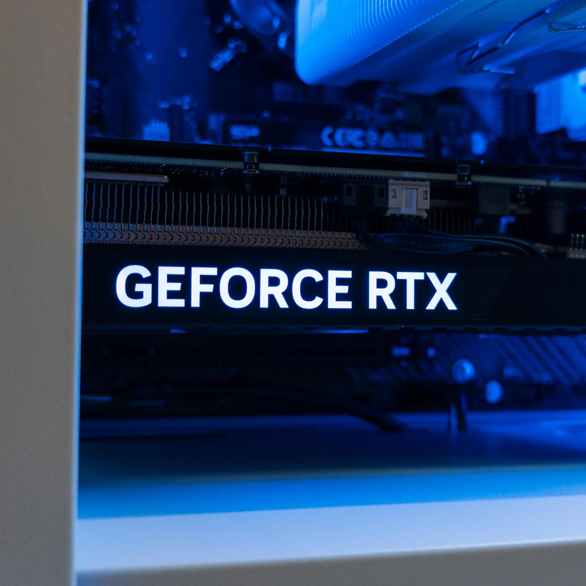 🤍🖤 RTX 4060Ti / Ryzen 7 3700X / 32GB Gaming PC 🖤🤍