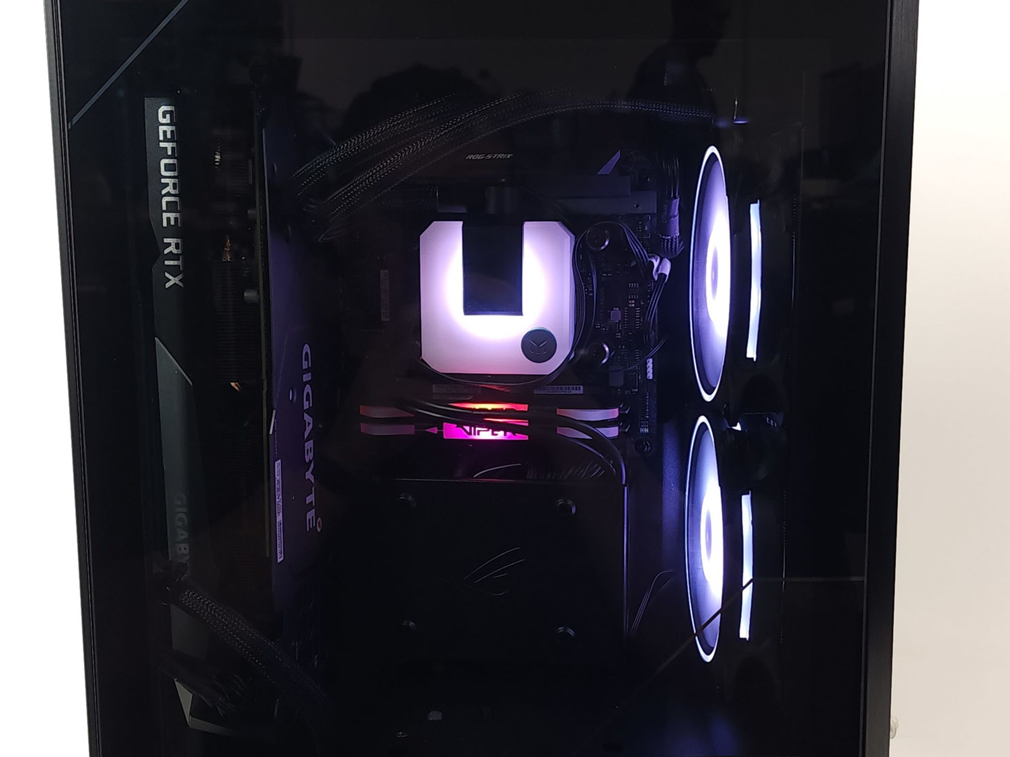Gaming PC Ryzen 7 5700X 16GB RAM 1TB SSD RTX 3070 8GB Windows 11 Computer