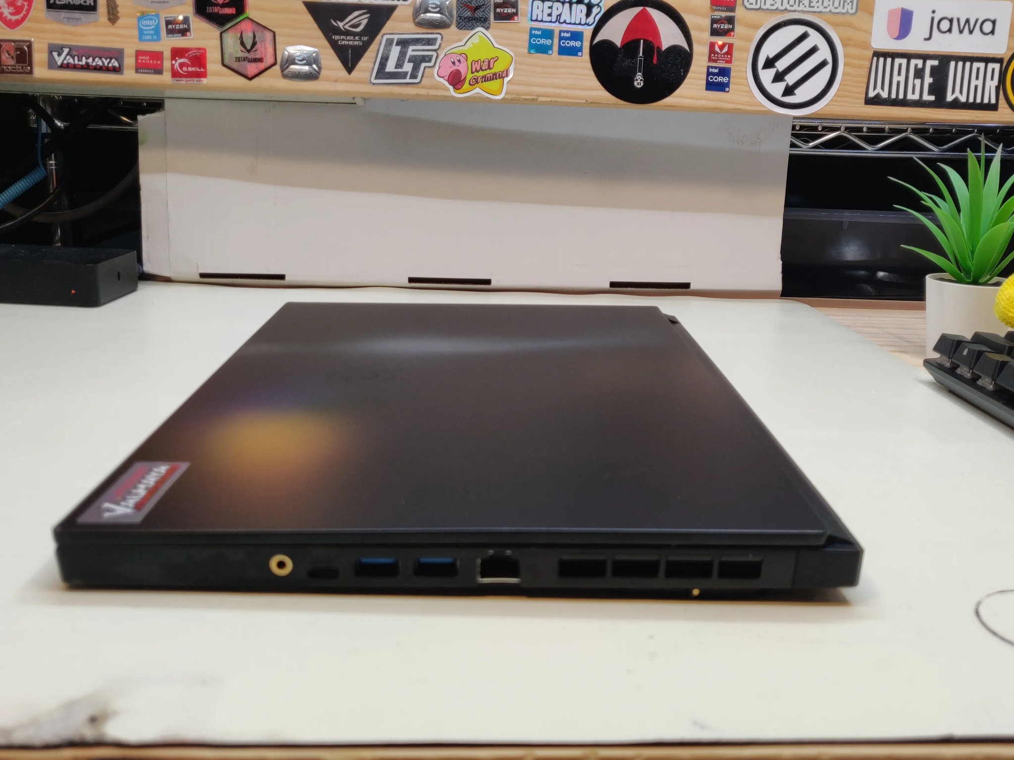 240hz Esports pro Laptop |RTX 2070 i7 10750h | Thunderbolt, USB C PD, IPS, 16gb ram, 1tb NVME, 15.6