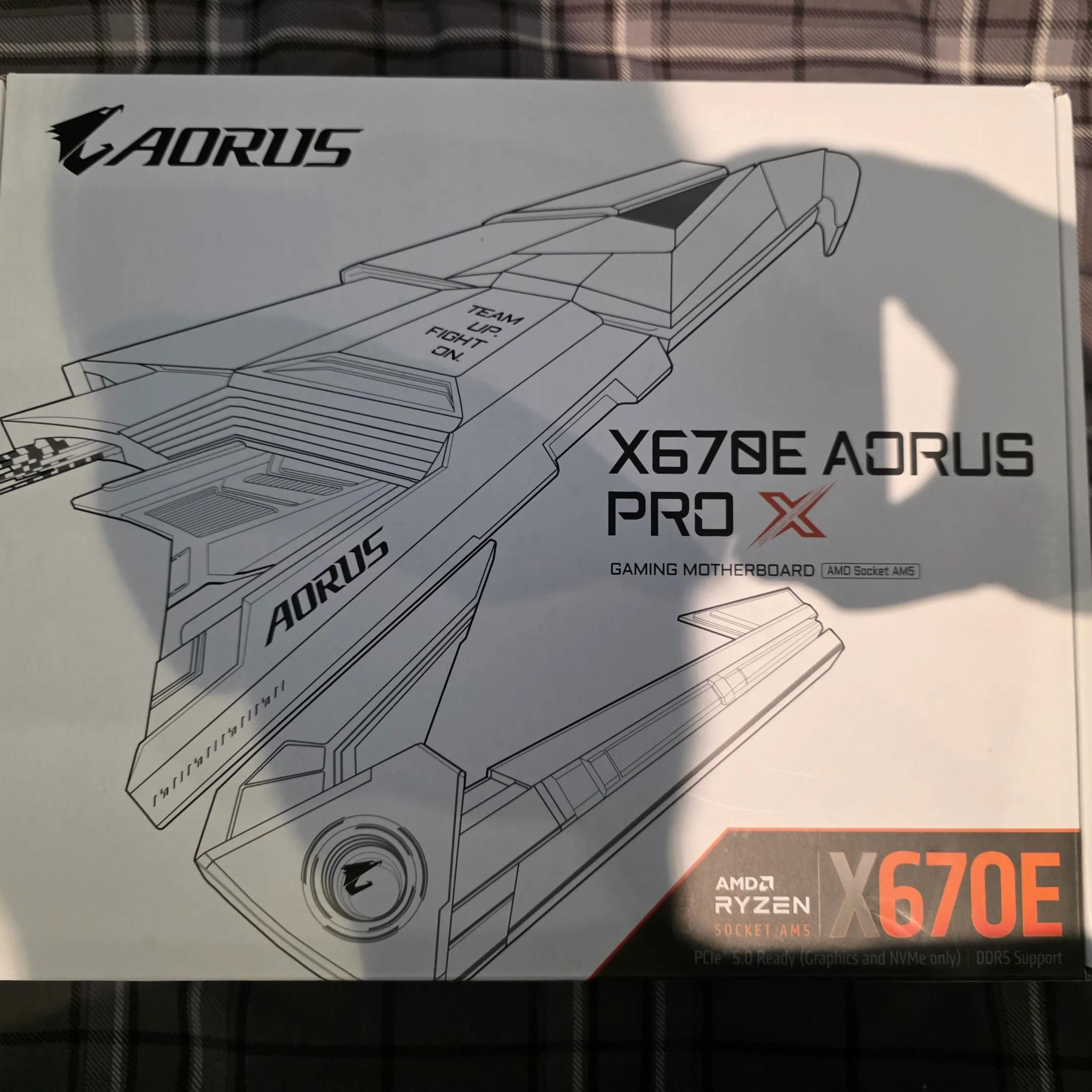 Gigabyte X670E Aorus Pro X