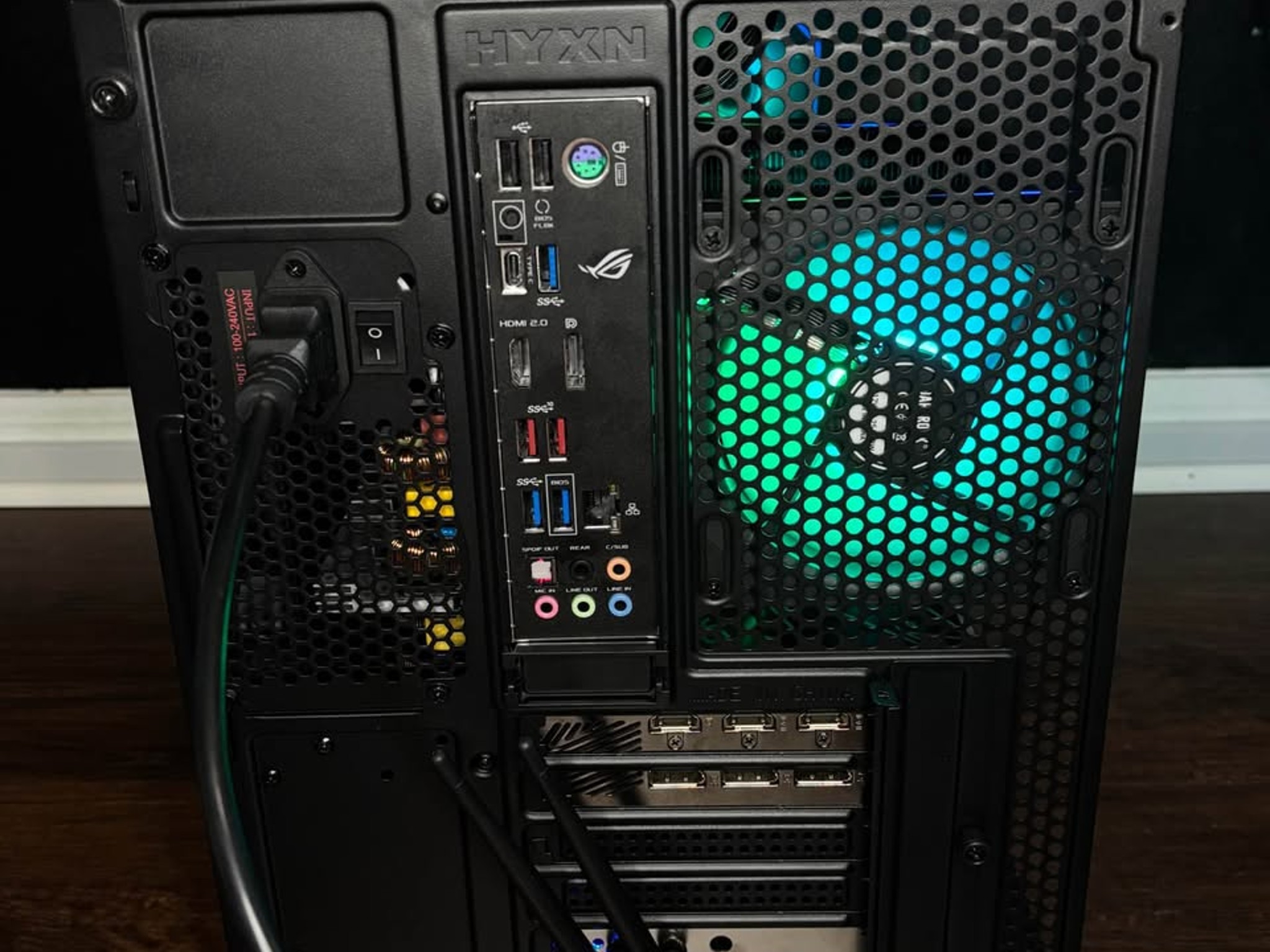 Black Gaming PC (RTX 3070 TI 8GB + AMD Ryzen 5 5500)