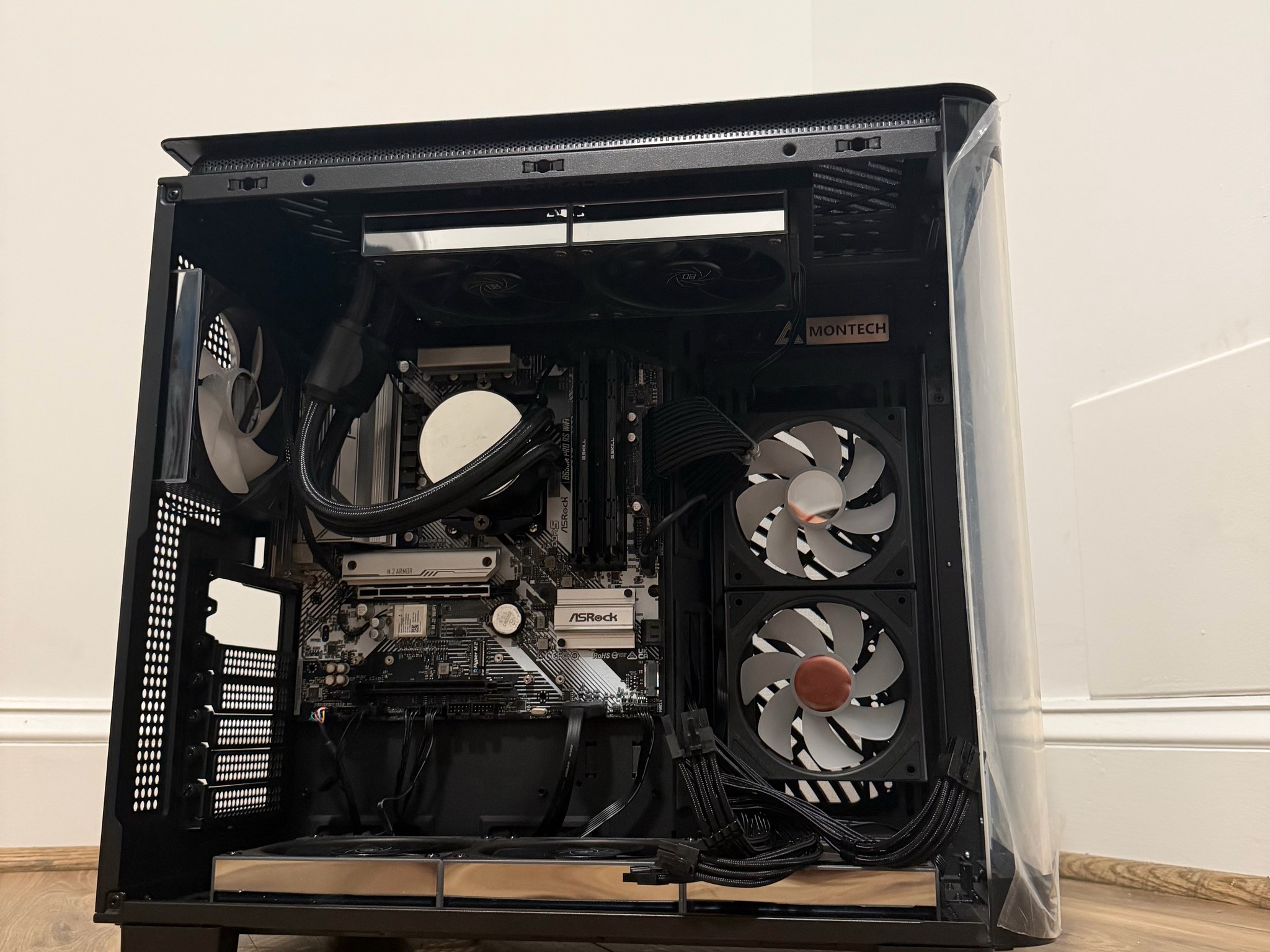 Gaming PC | Ryzen 9 7900 | 32GB DDR5 Ram | 2tb NVMe SSD | 1300W PSU | WiFi | No Dedicated GPU