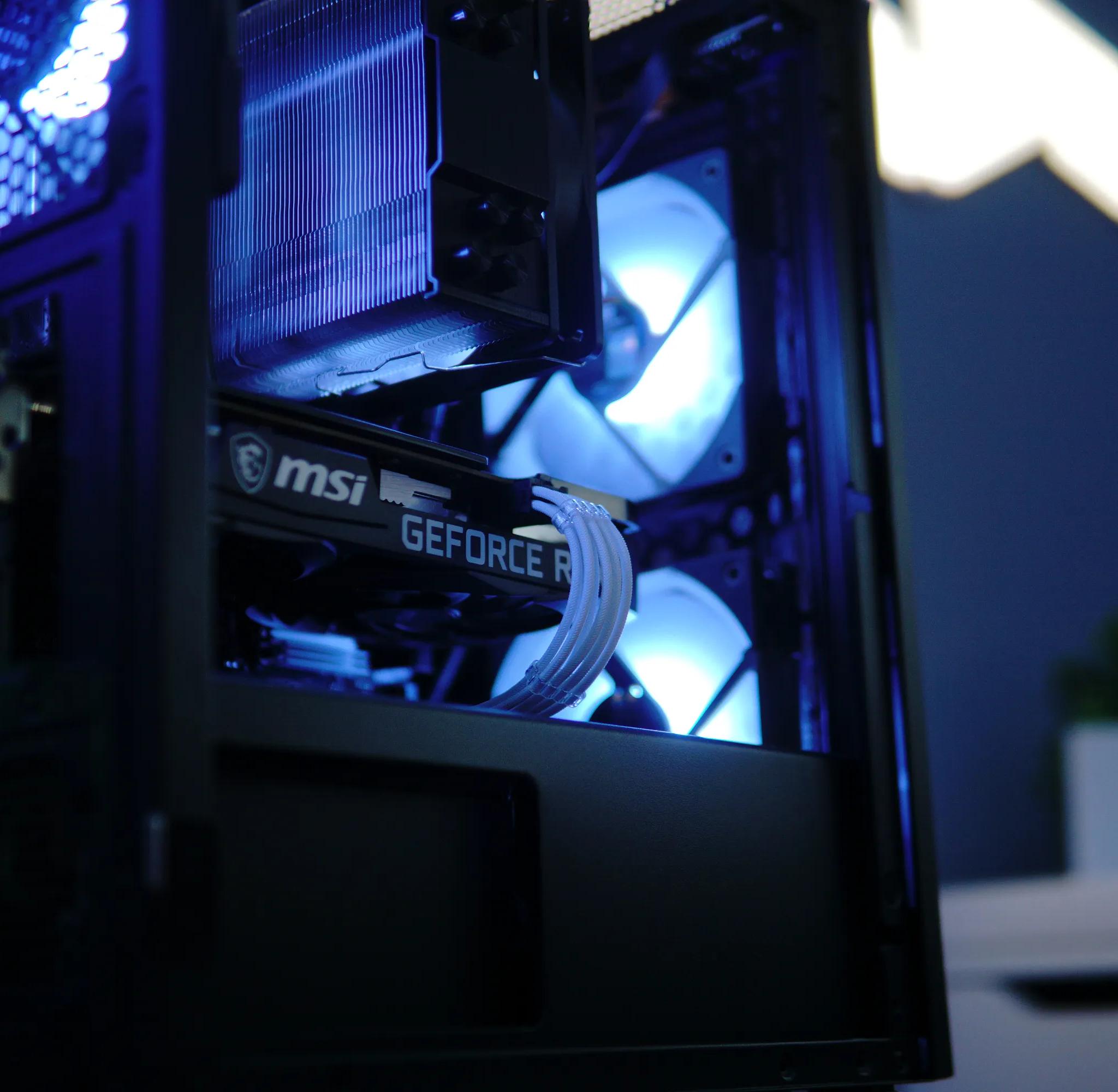 Tux: Ryzen 5 3600, Rtx 3060ti Gaming PC