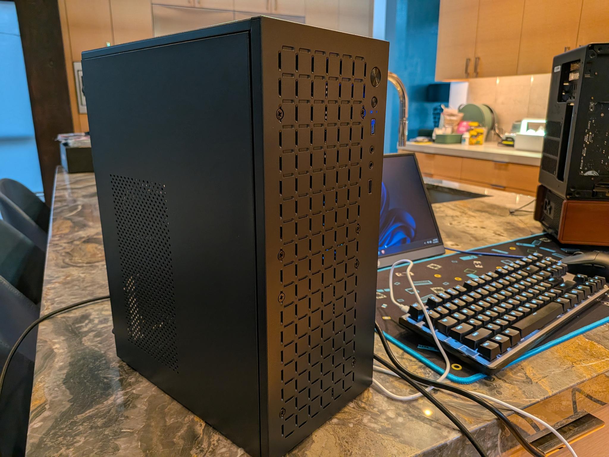 1080p RTX Starter - RTX 5060, Ryzen 7, 32 GB DDR4 RAM, 1 TB NVME