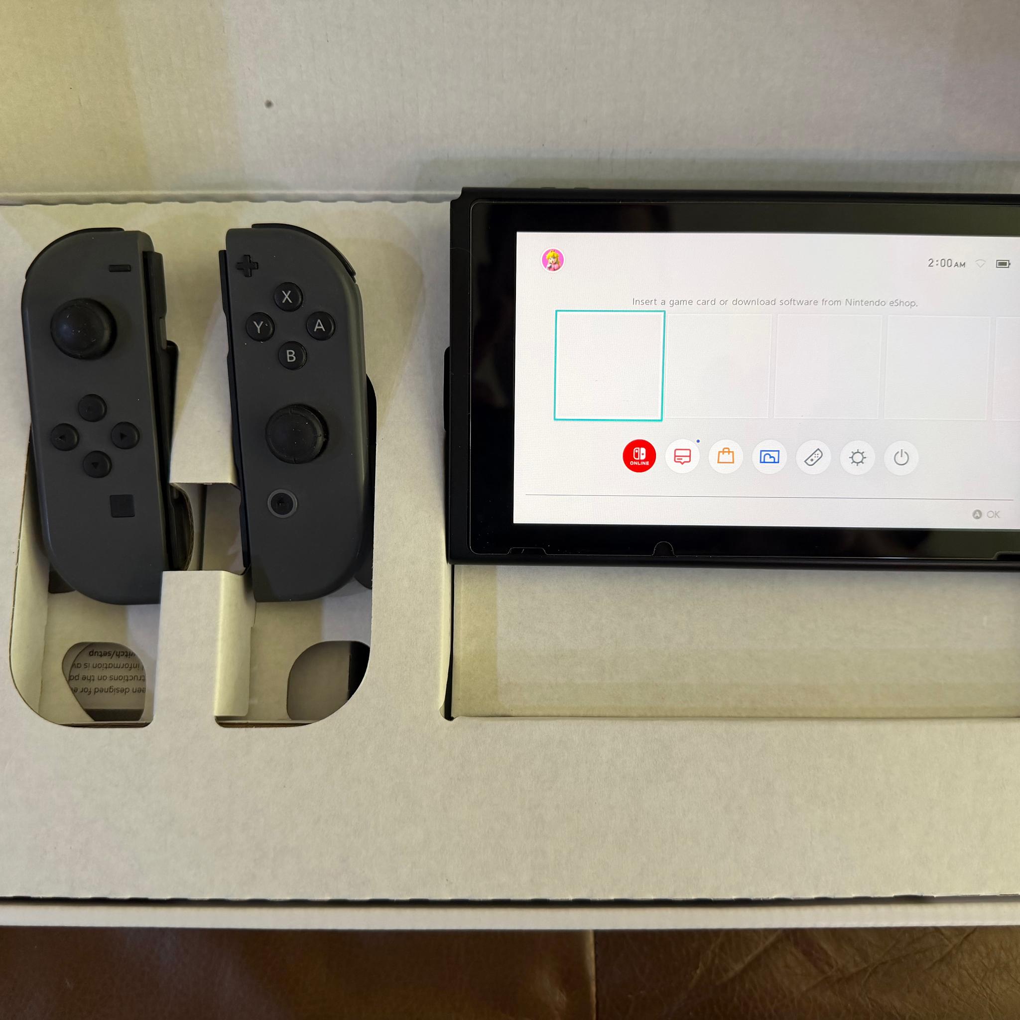 Nintendo Switch HAC-001 low serial number (XAW1005…)