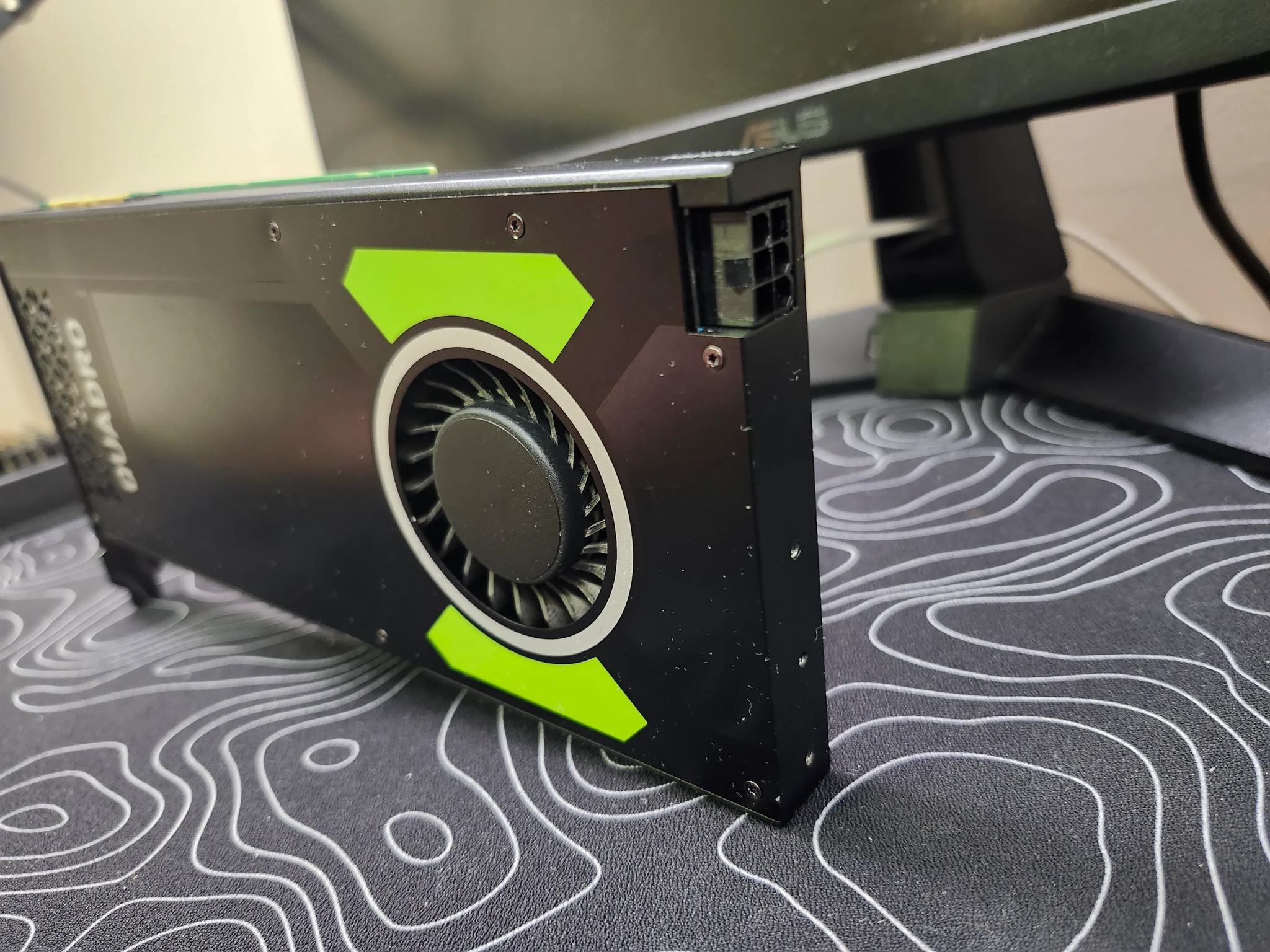QUADRO M4000 8GB