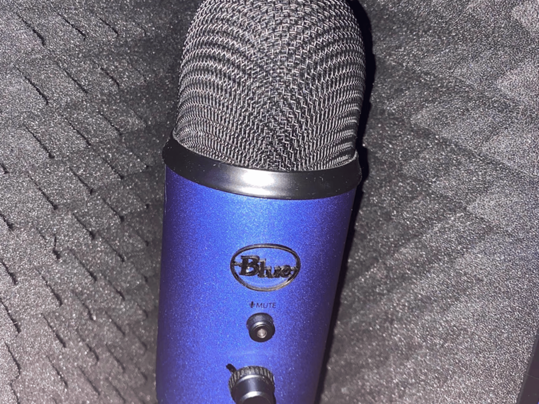 Blue Yeti Microphone - Complete Setup for Gaming/Music/Podcast