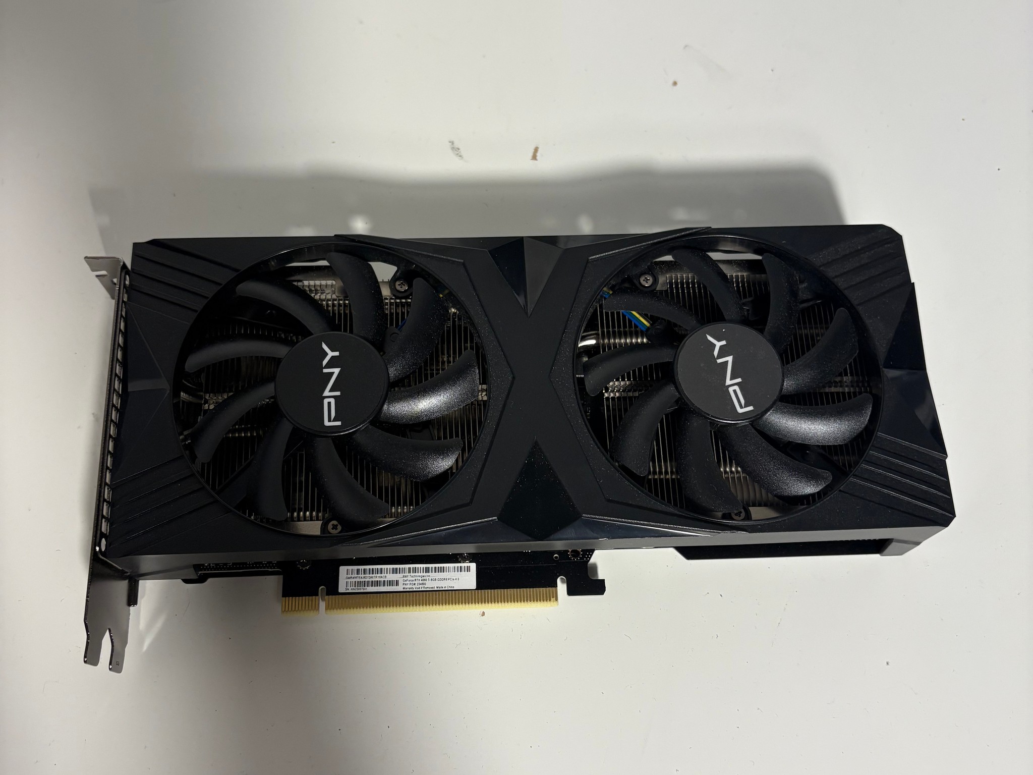 PNY GeForce RTX 4060 Ti 8GB　(未開封品） PNY GeForce RTX 4060 Ti 8GB (未開封品） 新品未開封保証付】 PNY GeForce