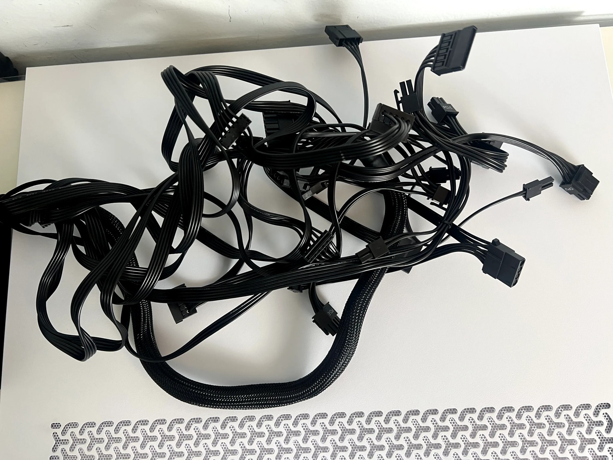 Thermaltake Smart BX1 750W 80+ Bronze Certified PSU