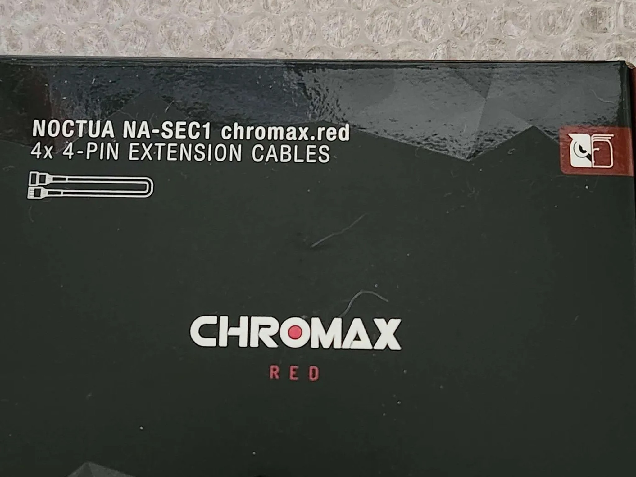noctua Chromax red 4pin cables