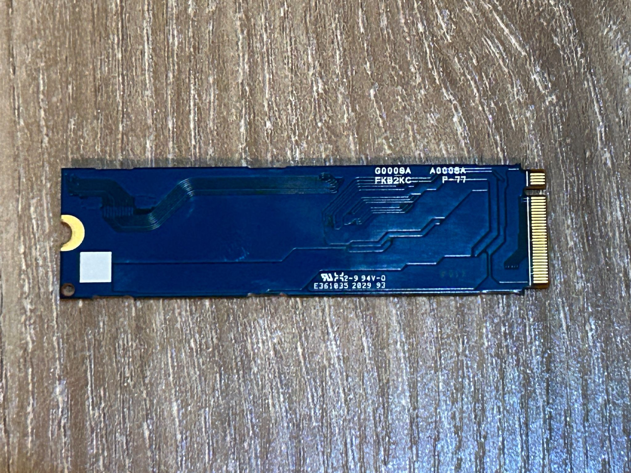 1TB SSD - KIOXIA 2280 M.2 NVMe Gen 3.0 x4 KXG60ZNV1T02 Solid State Drive - 22264