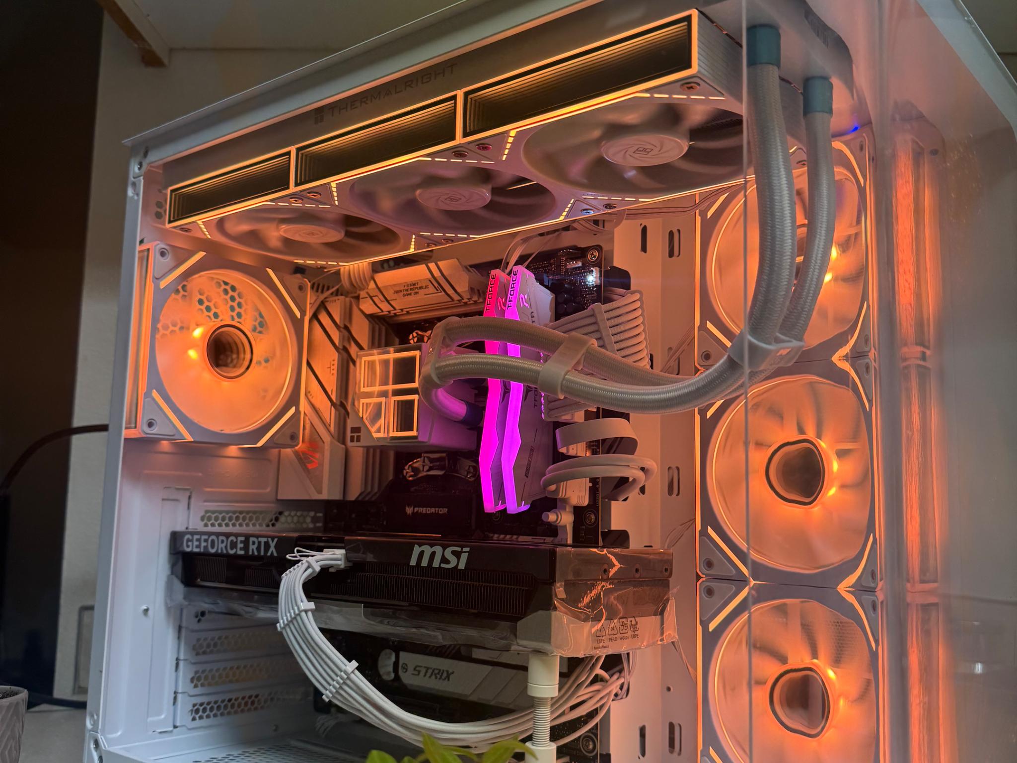 WHITE RTX 5080 GAMING PC | Ryzen 7 9800X3D | 32gb DDR5 RAM | 2tb SSD