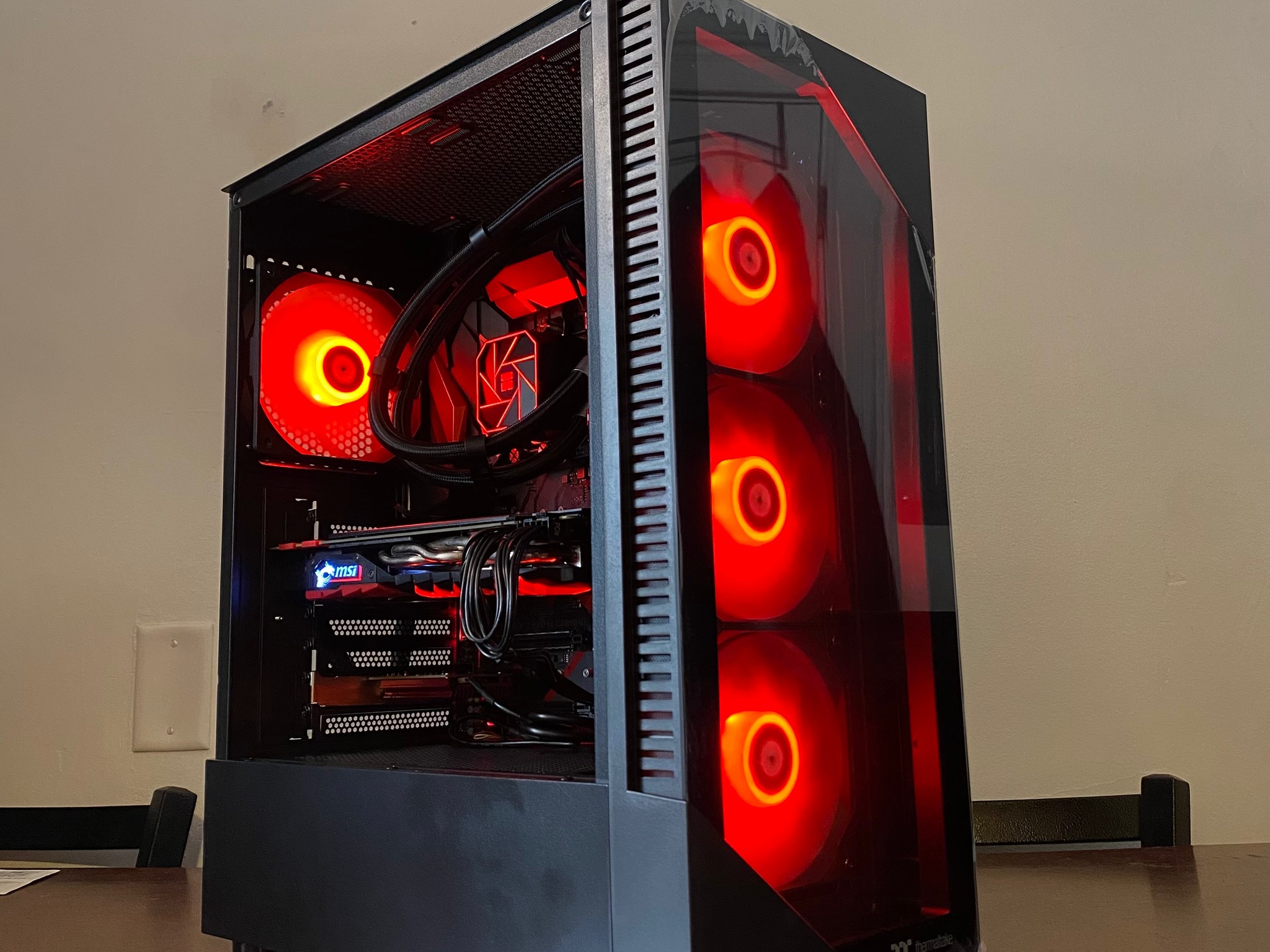 i5 8600k | GTX 1070 | 360mm watercooler