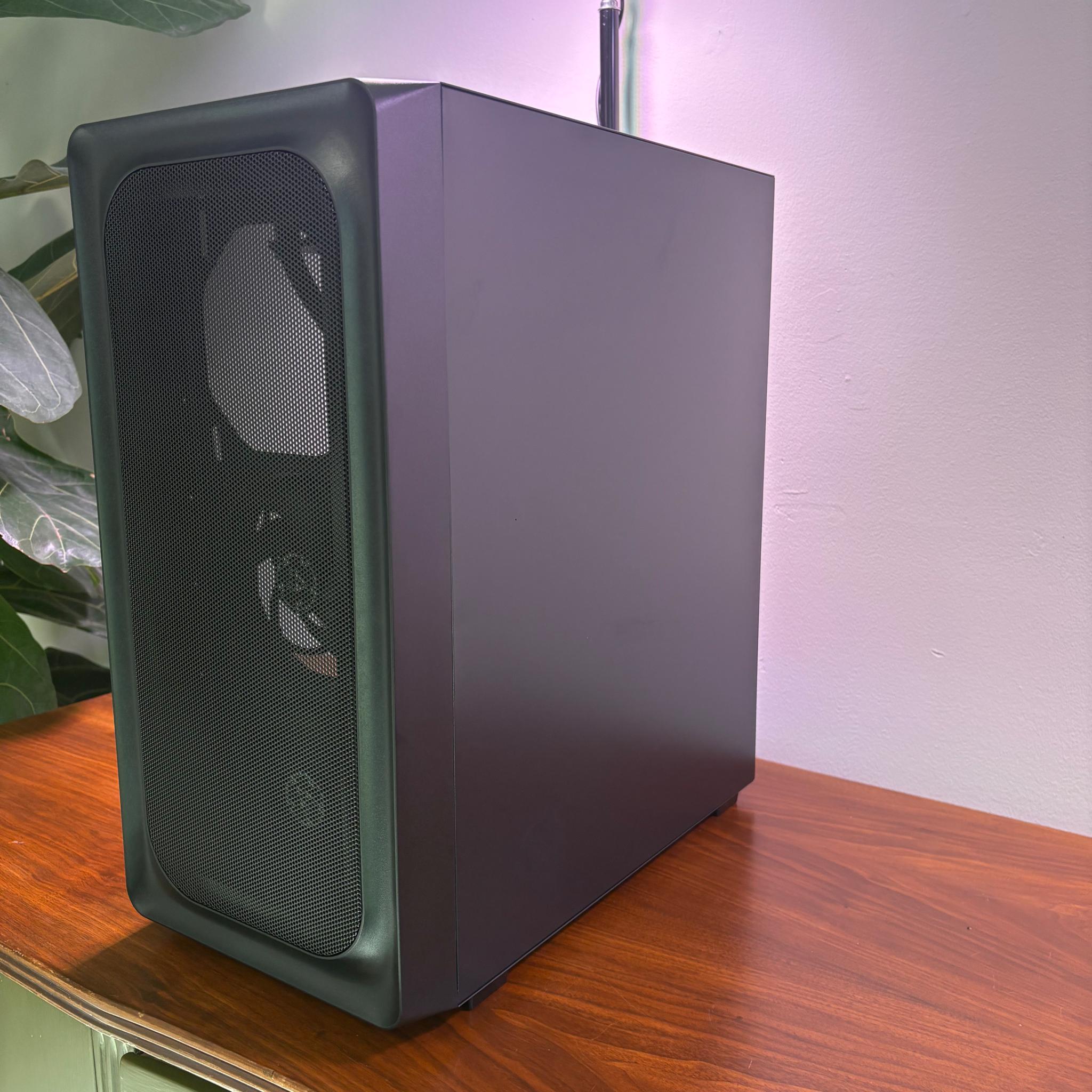 RTX 3070 | Ryzen 5 5600X | 32GB DDR4 | 1TB Total SSD's | 650W PSU | 5 x Fans | AIO
