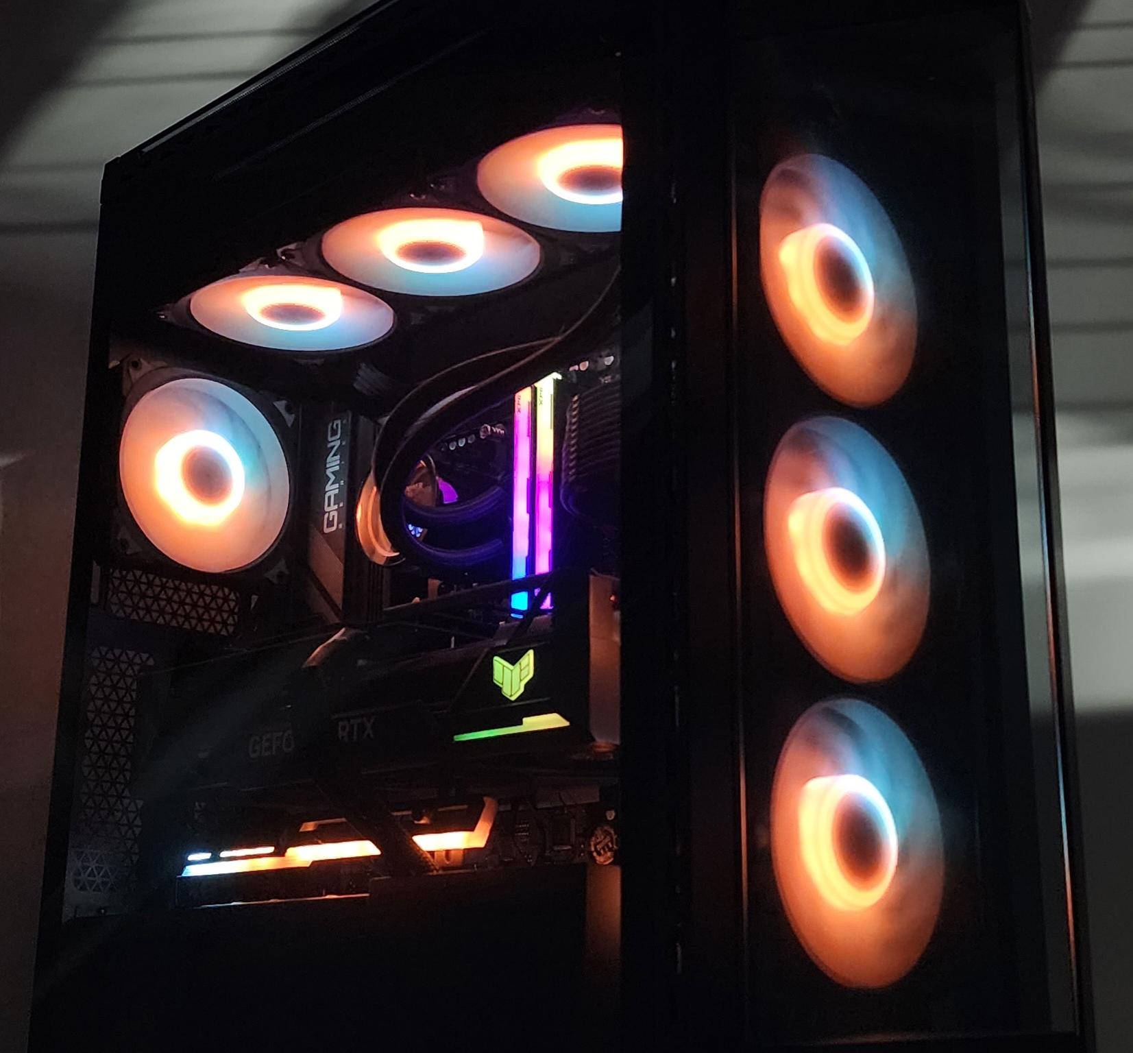 Gaming PC Ryzen 7 7800X3D 32GB RAM 2TB SSD RTX 4080 16GB Windows 11 Computer