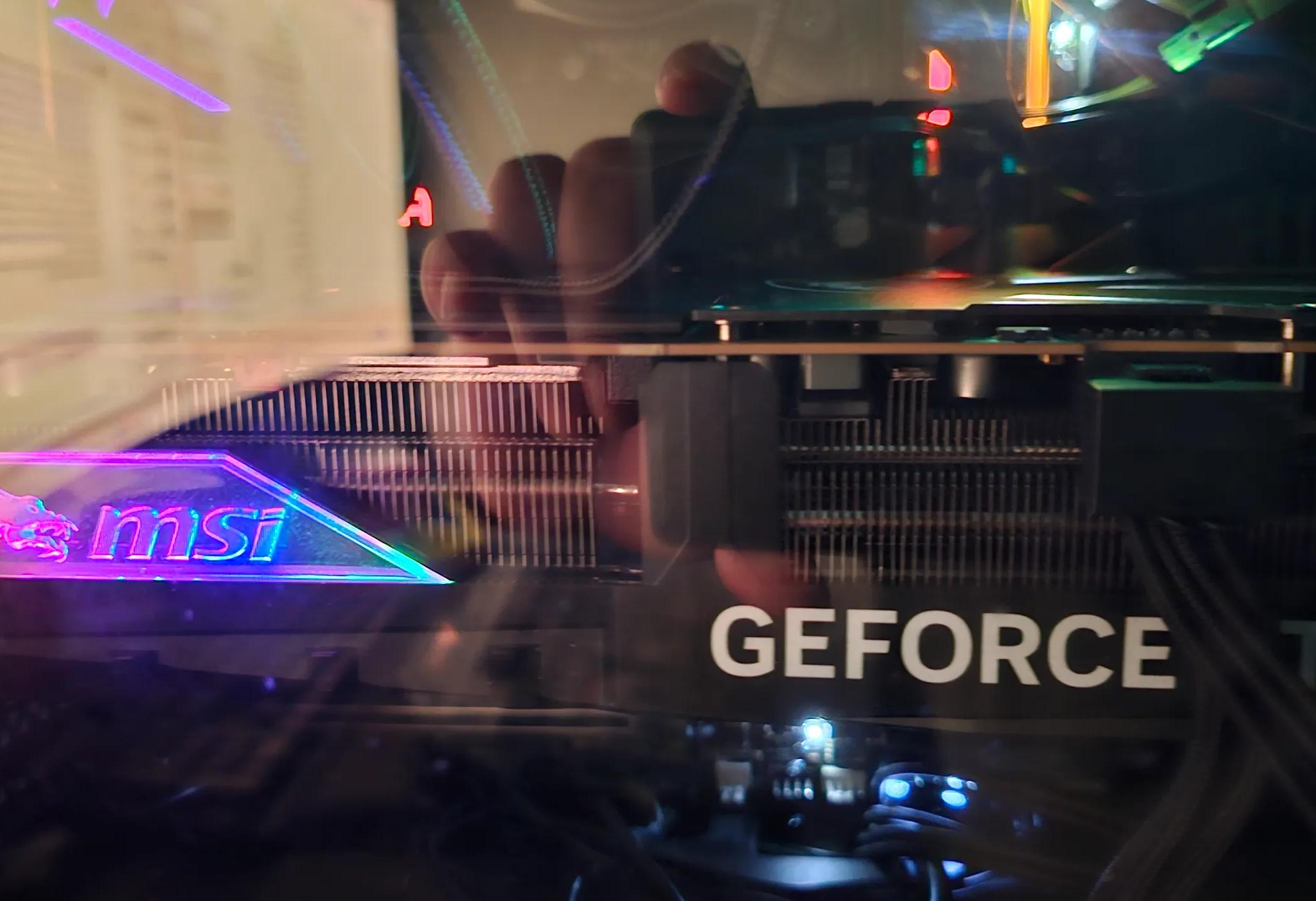 MSI GeForce RTX™ 4090 GAMING X SLIM 24G