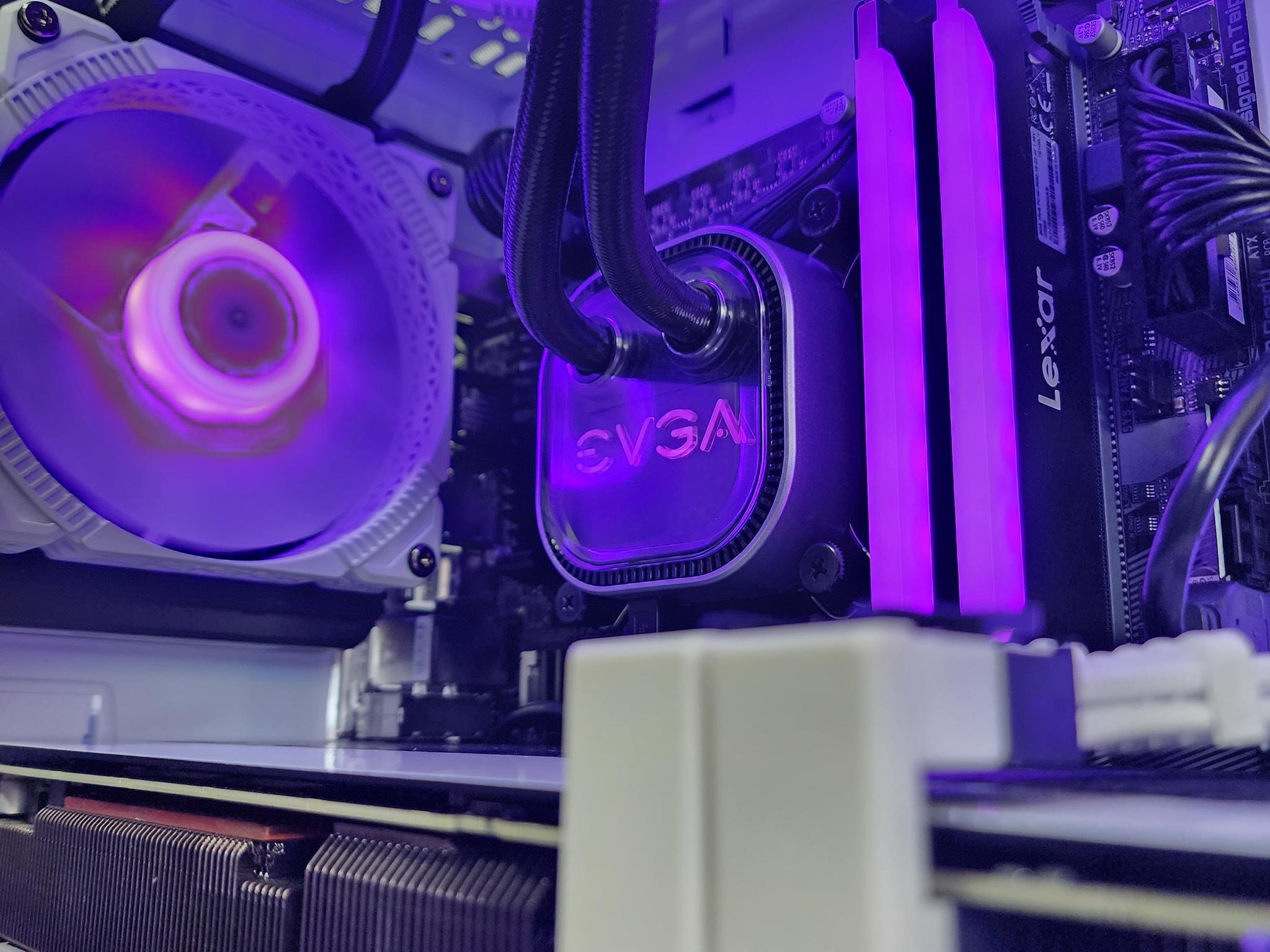 💜🤍💜 EVGA FTX 3070 FTW3 // Intel Core i5 12400F // Lexar 16GB 3600MHz