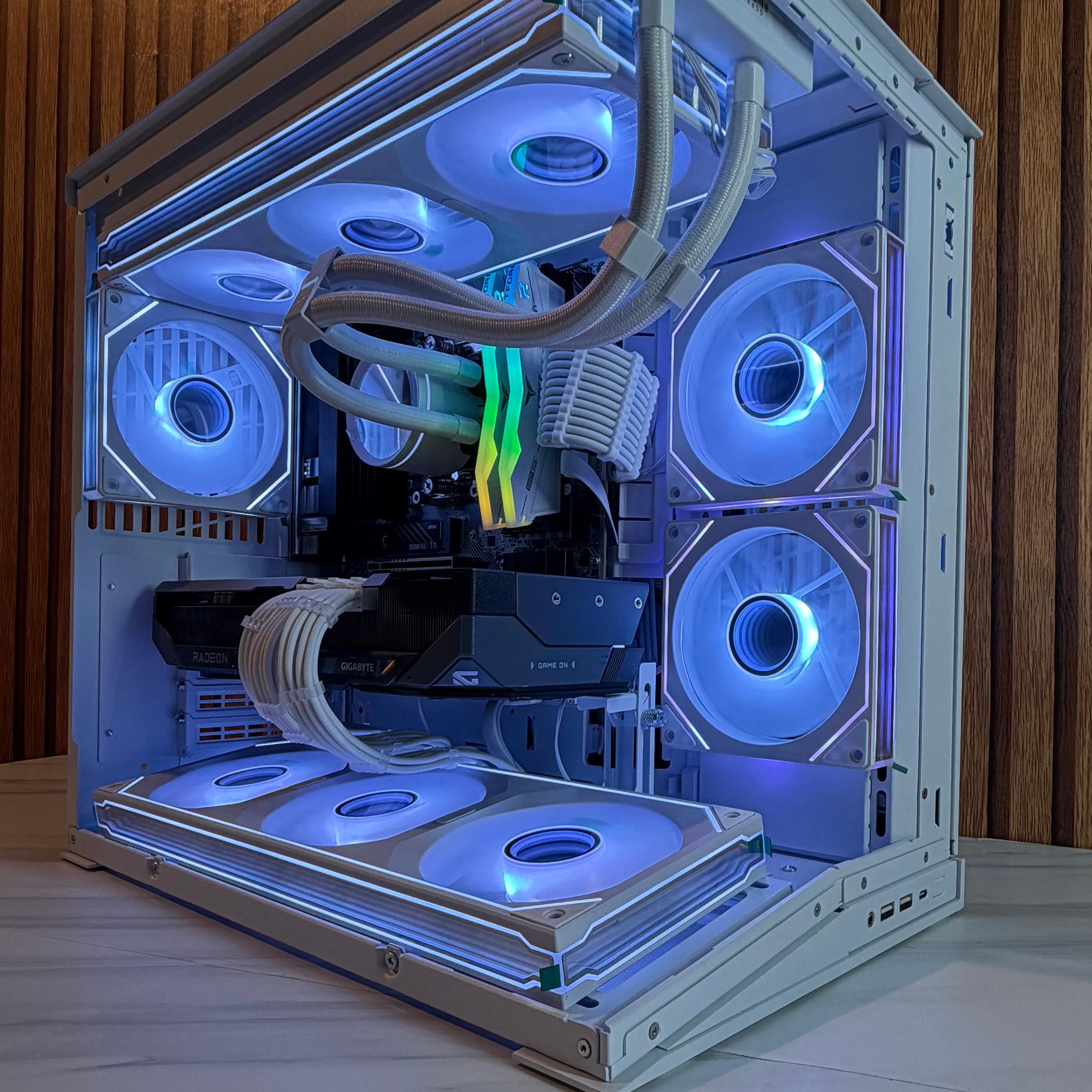 9070 XT 16GB | RYZEN 7 9800X3D | 16GB DDR5 | 1TB NVME | 360MM AIO | 850W