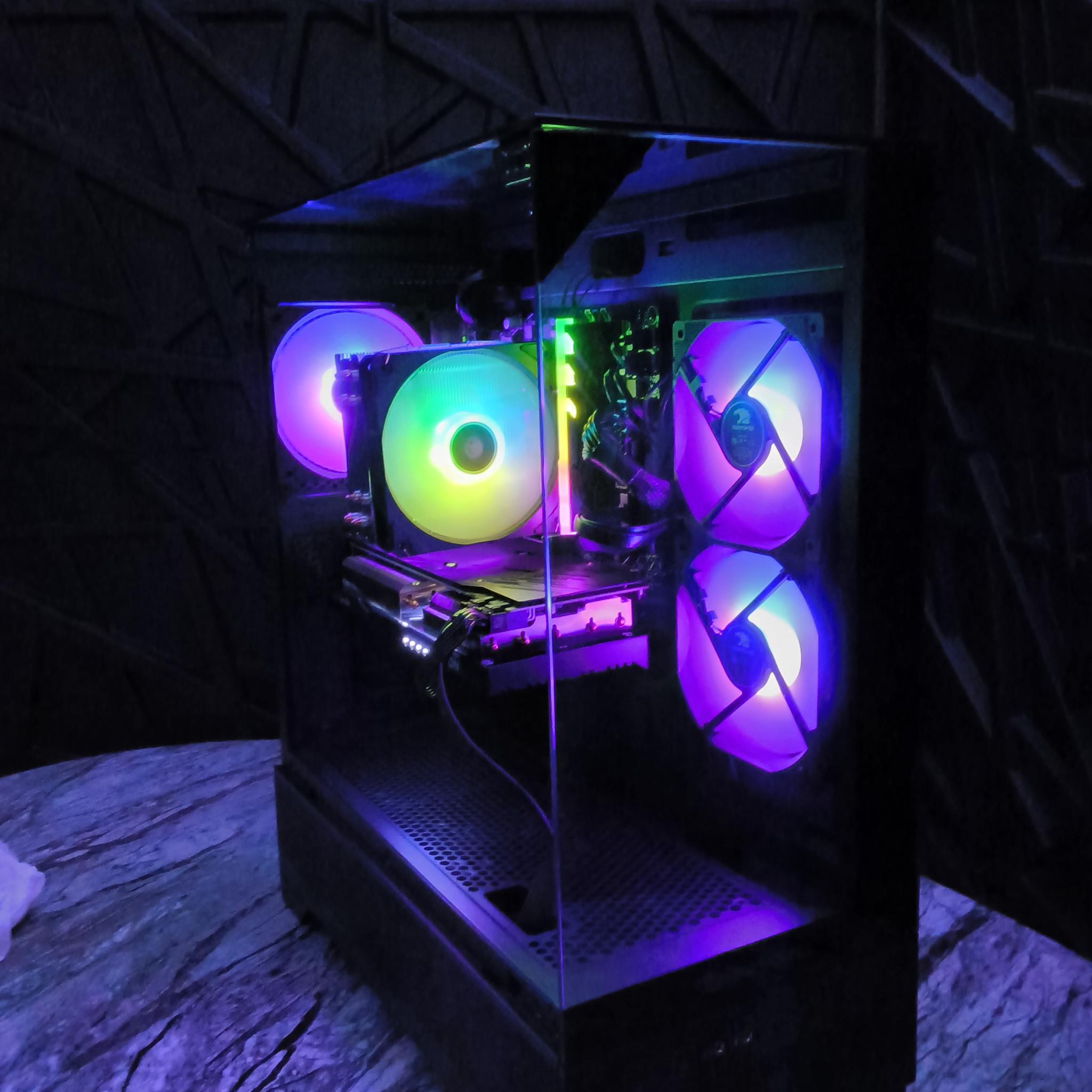 All AMD Gaming PC - Ryzen 7 8700F - RX 7700 XT 12GB - 16GB DDR5