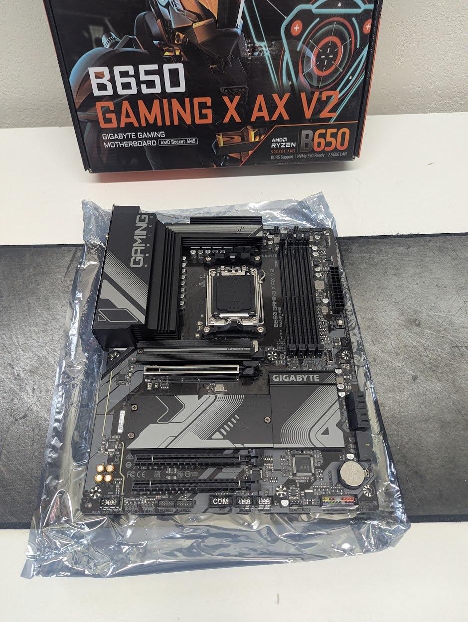 🚀 Gigabyte B650 Gaming X AX V2 motherboard
