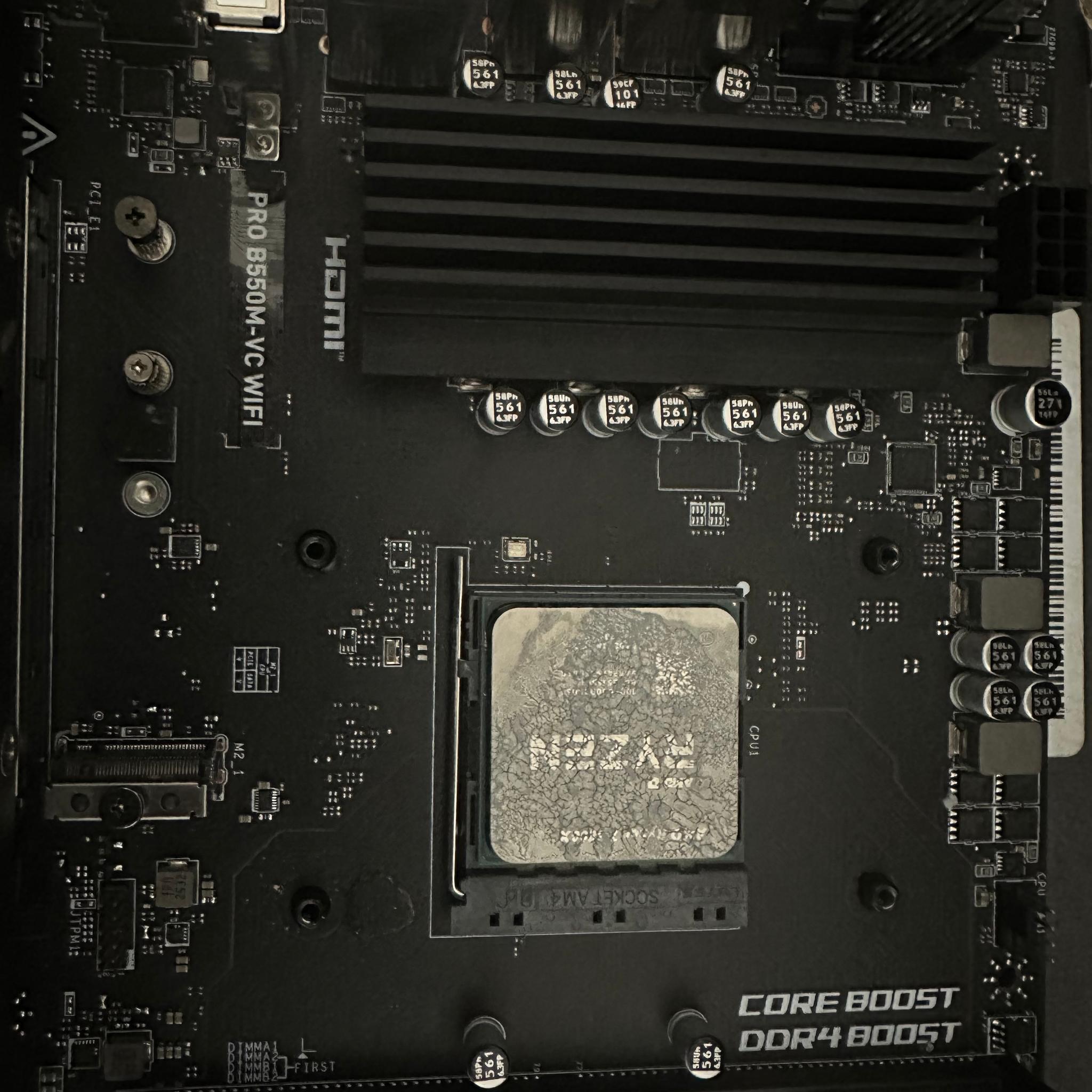 Msi Pro B550m-VC Wifi Ryzen 5800X Bundle