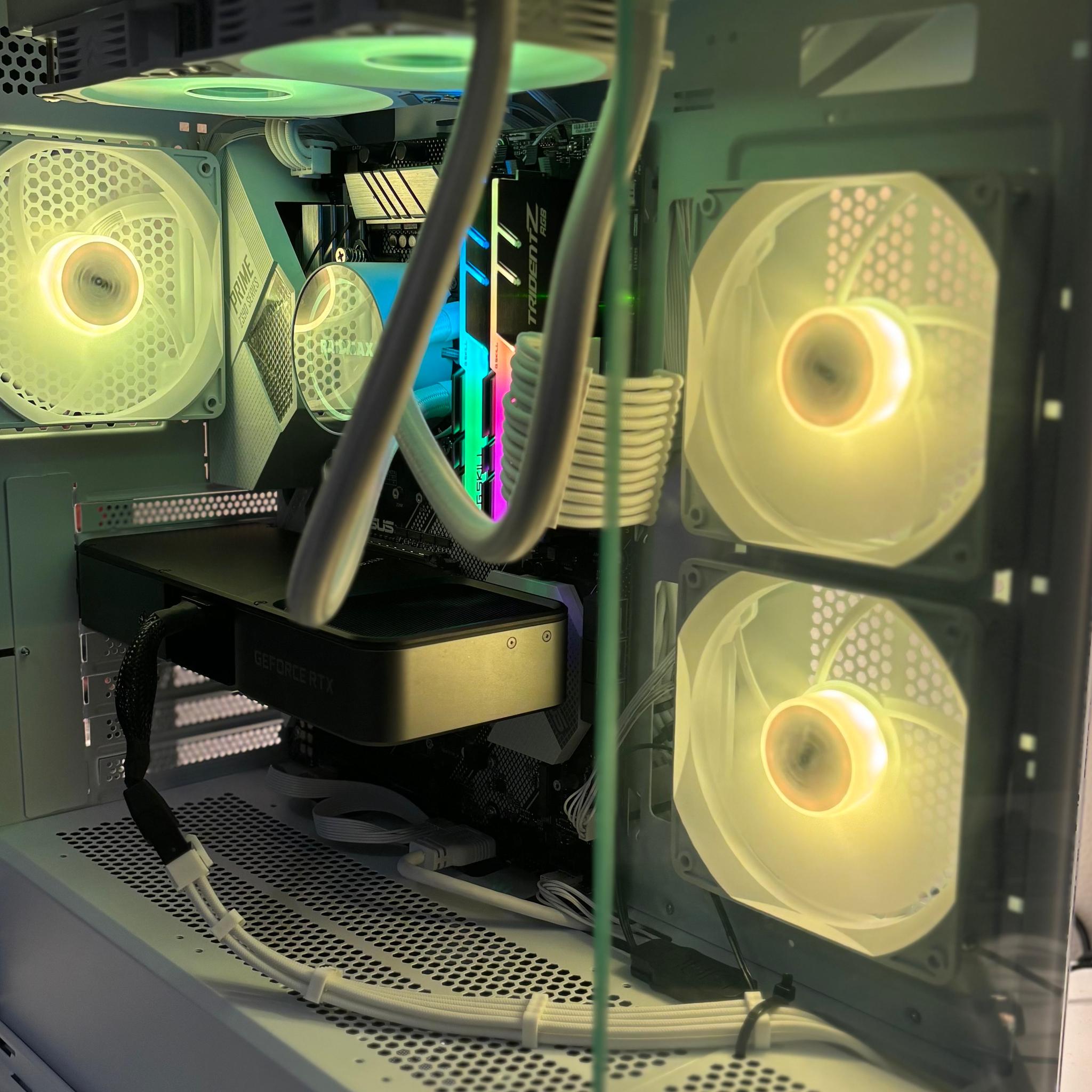 White Gaming PC - RTX 3070, Core i9 9900K, 16GB RAM, 512GB SSD