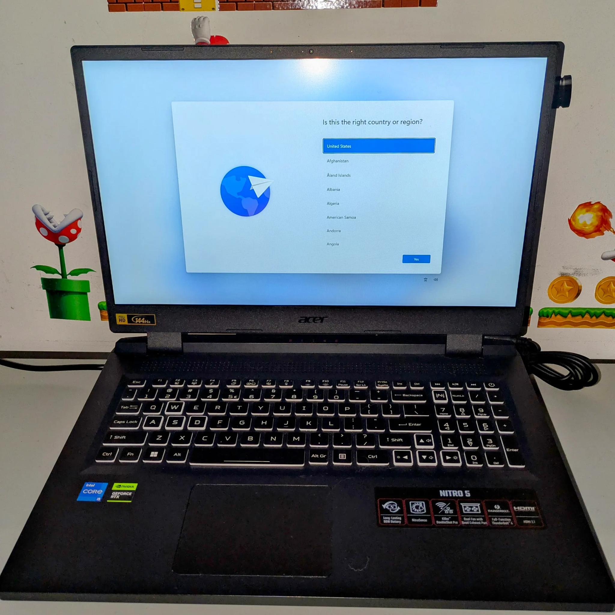 17.3" Acer Nitro 5 RTX 4050 Gaming Laptop (AN517-55-558P)