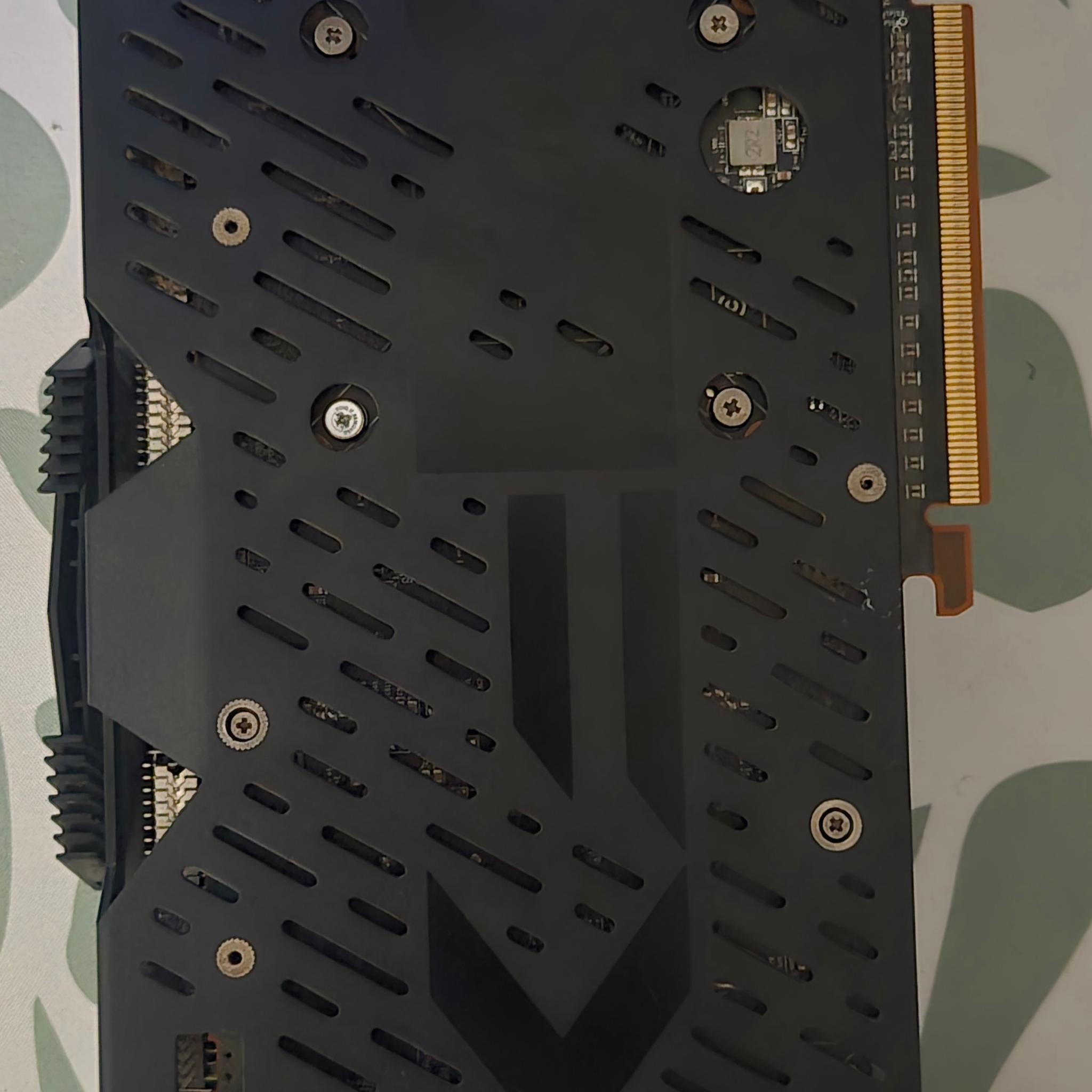 XFX RAW II Radeon RX 5700 XT