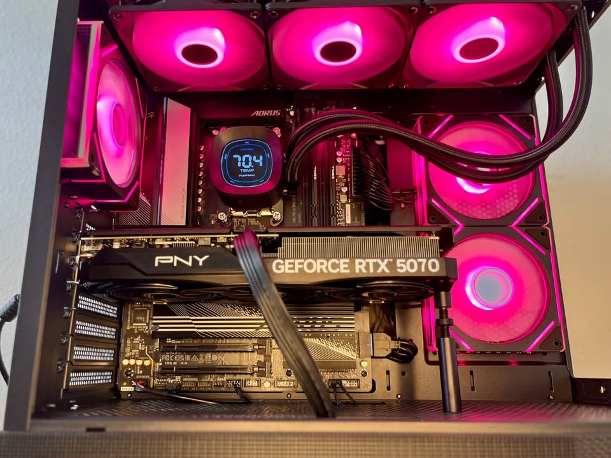 GeForce RTX 5070 Custom Gaming PC - Ryzen 9 7900X