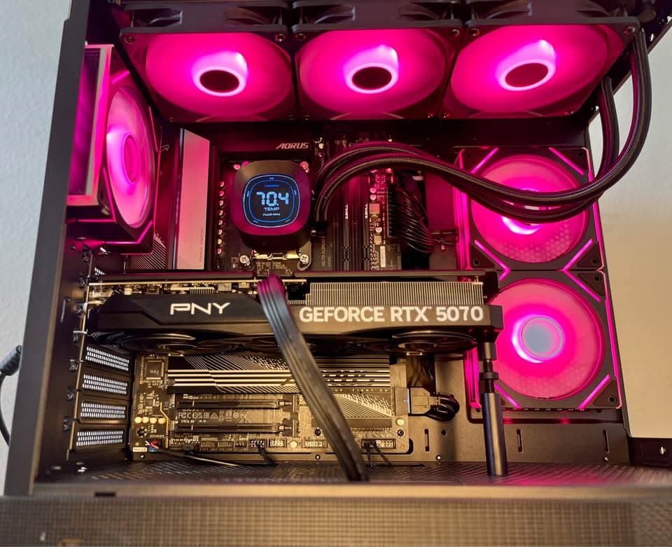 GeForce RTX 5070 Custom Gaming PC - Ryzen 9 7900X