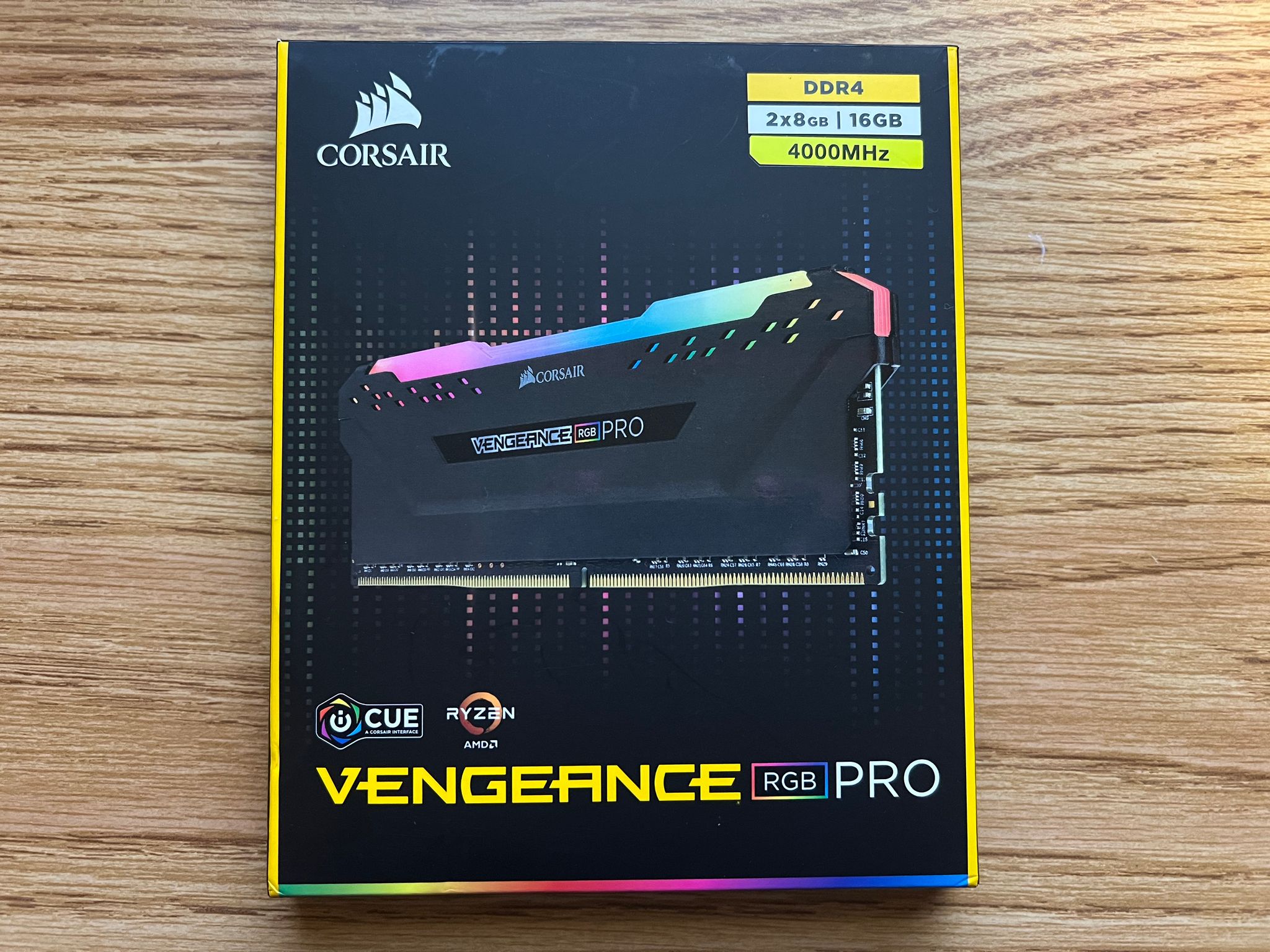 NEW in BOX 16GB (2x8GB) DDR4-4000MHz CL18 Corsair Vengeance RGB RAM Memory