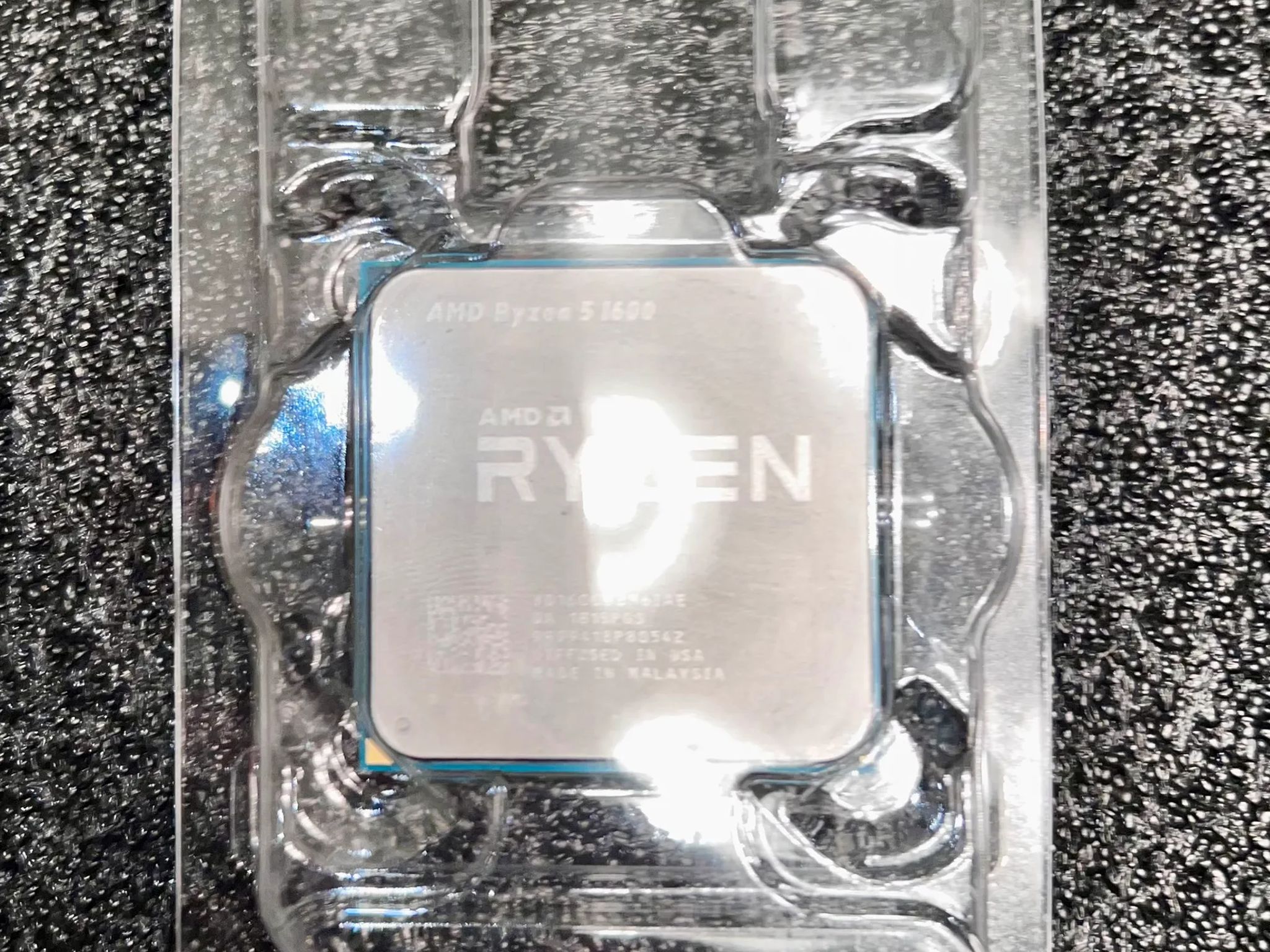 AMD Ryzen 5 1600 w/ stock cooler