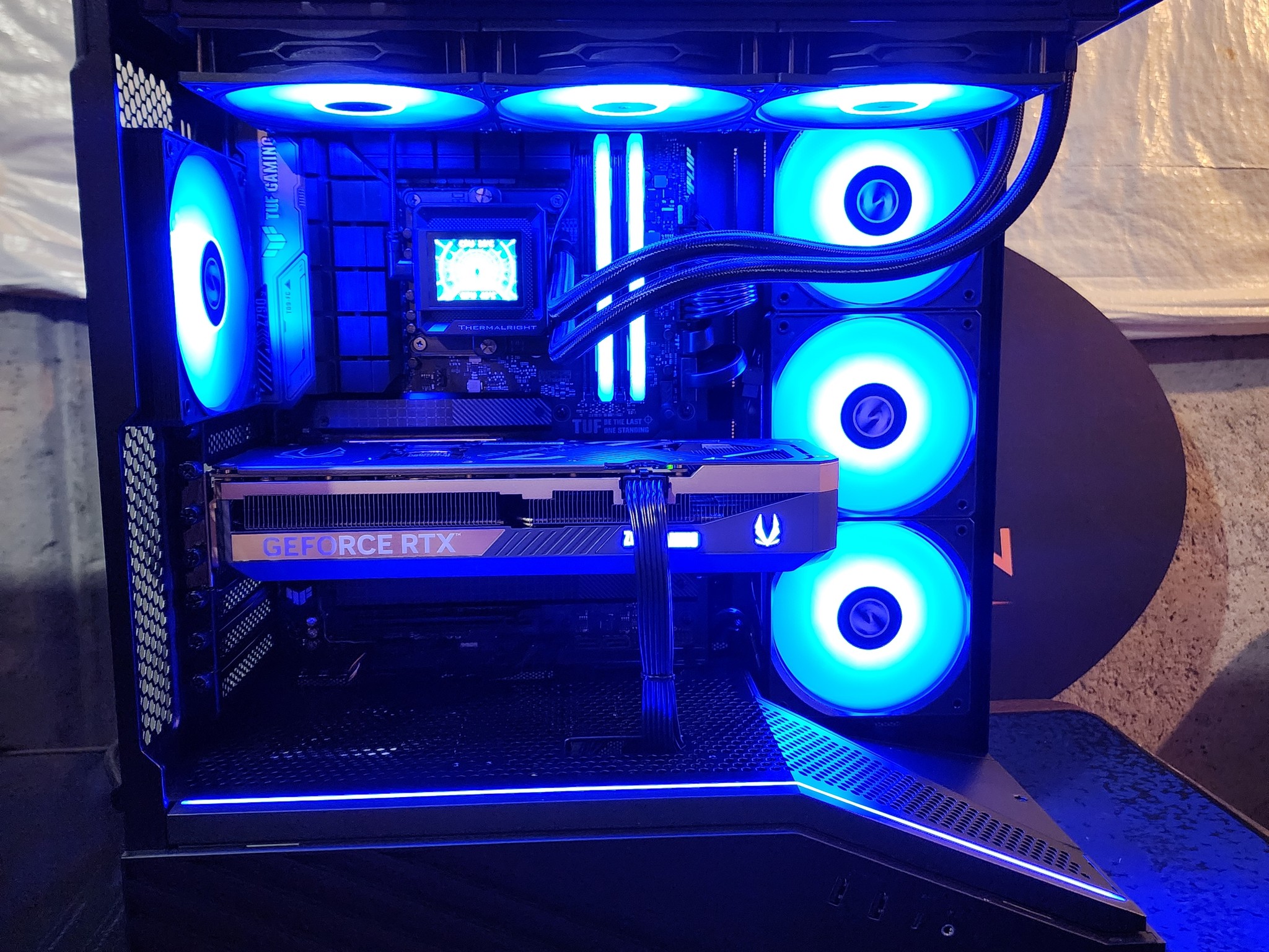 RTX 5080 / i9-14900KF / 32GB DDR5 RAM / 2TB NVMe