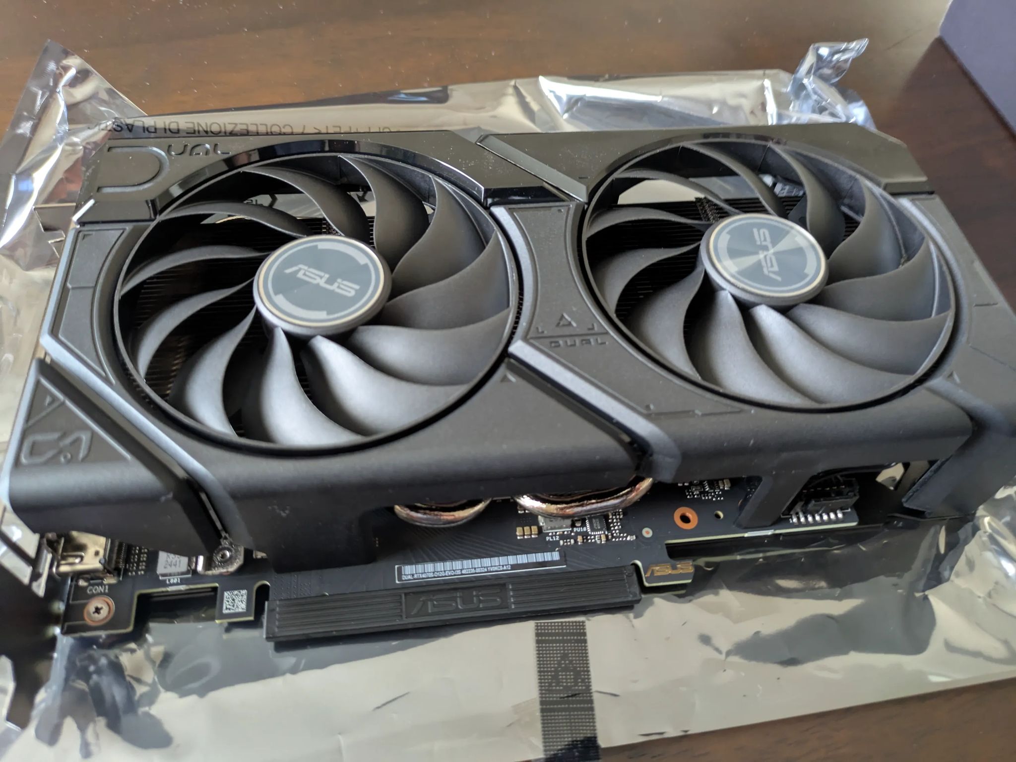 ASUS - Dual NVIDIA GeForce RTX 4070 Super EVO Overclock