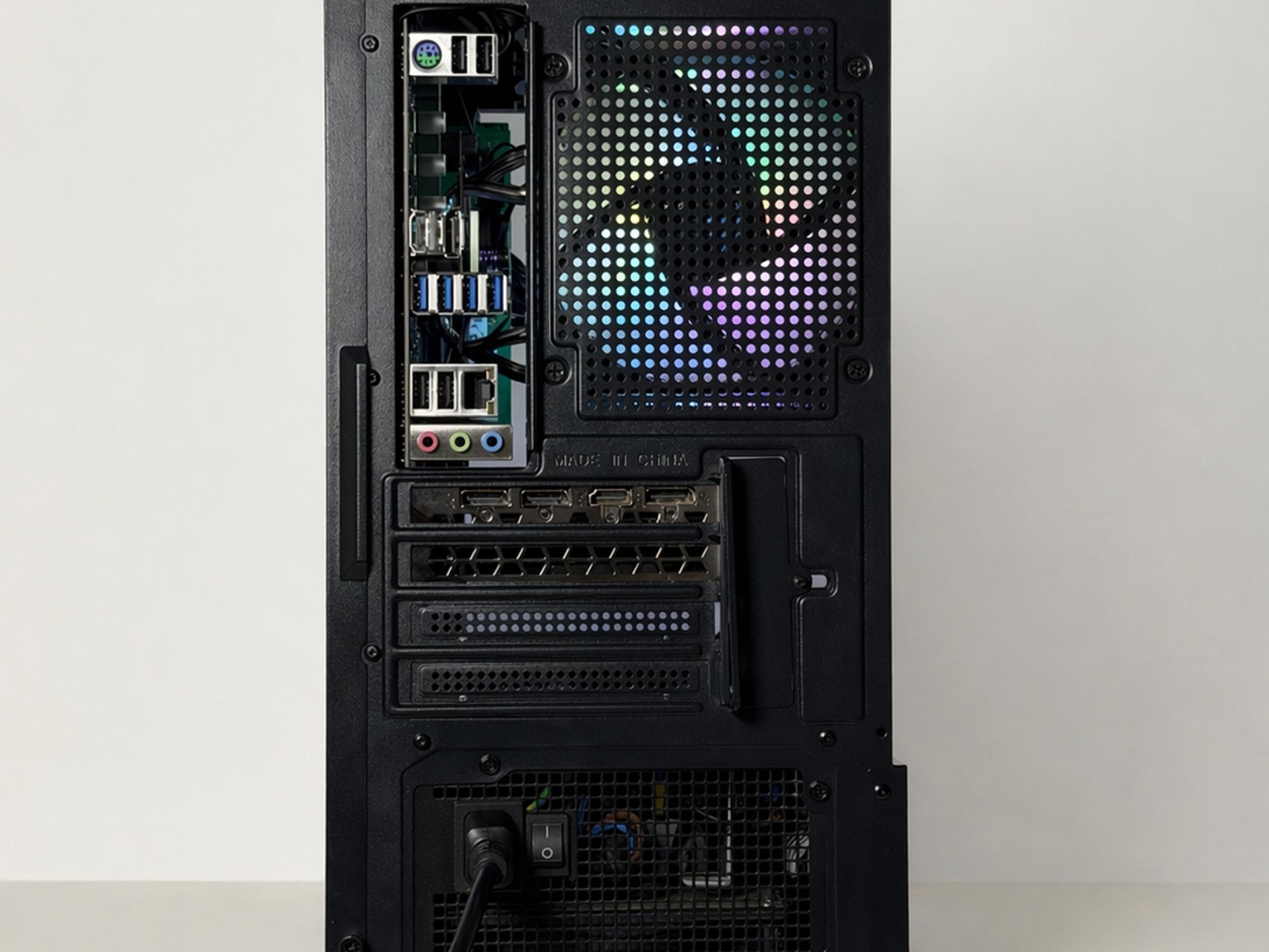 ⚪RGB Gaming Pc + Mousepad|GTX 1660ti Ryzen 5 2600⚪