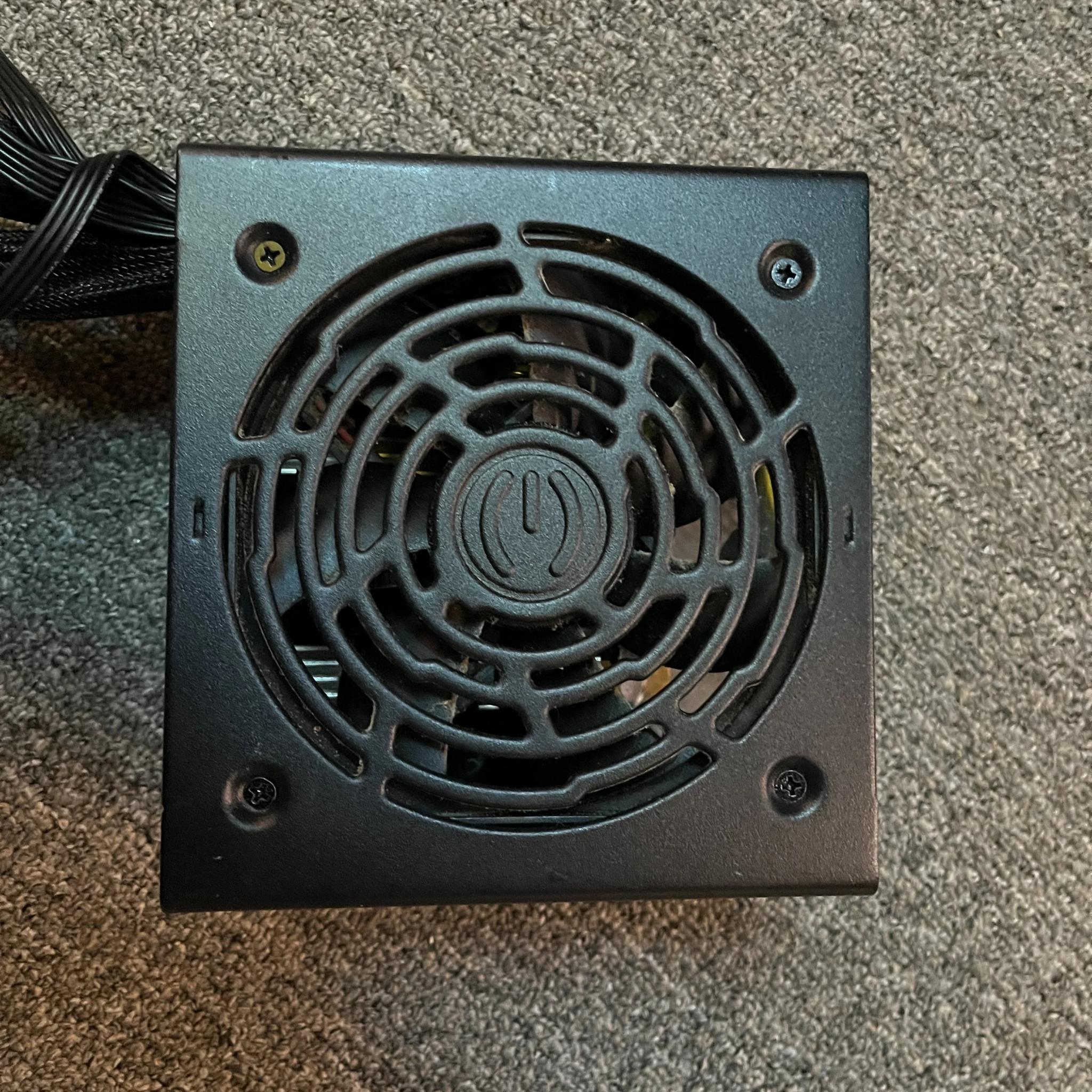 EVGA BR 700W Power Supply