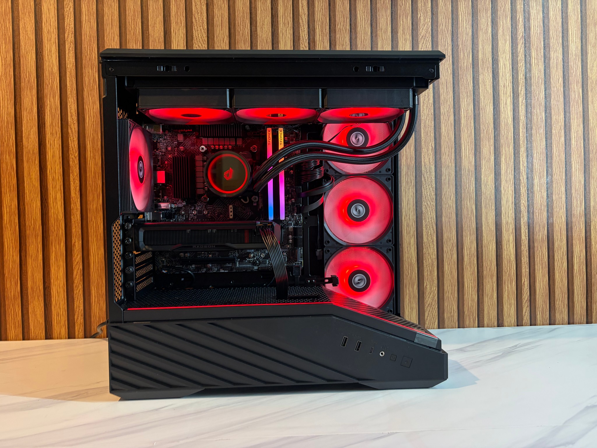 RX 7600 | I3 12100F | 16GB DDR5 | 500GB SSD | 360MM AIO | 750W | WINDOWS 11 PRO