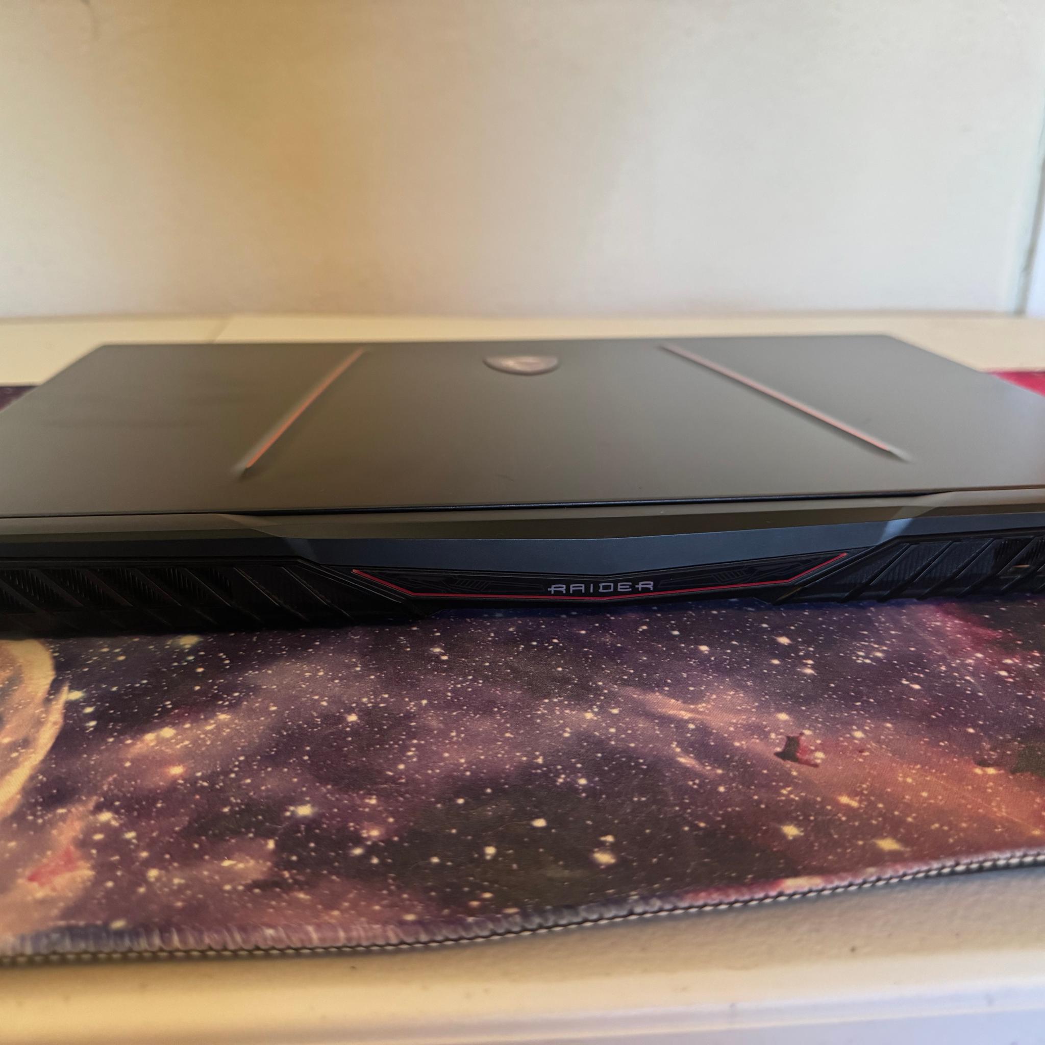 MSI GE75 Raider 10SF 17" Gaming Laptop