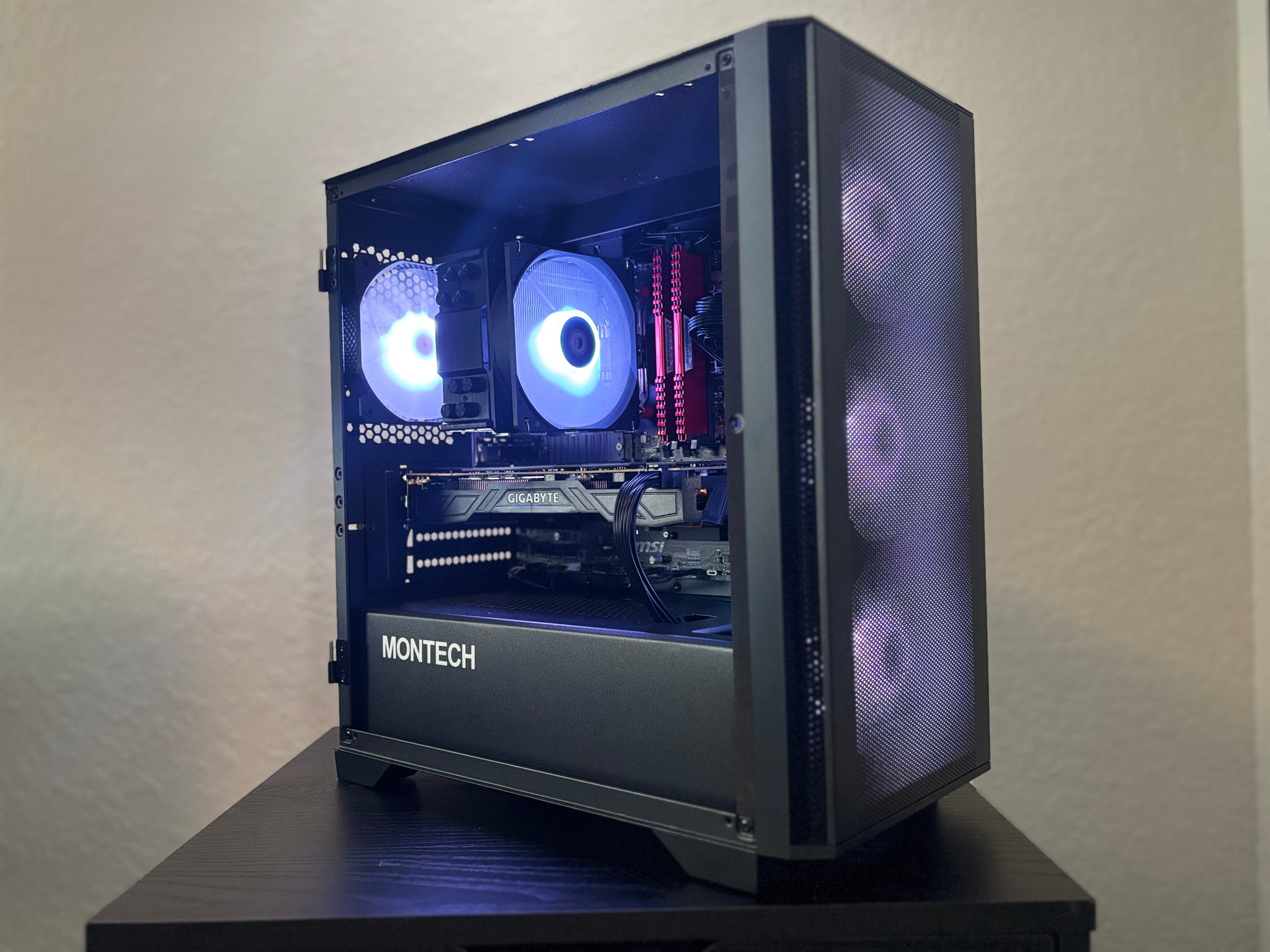 Ryzen 5 3600 | GTX 1080 | 16GB DDR4 | 500GB Storage