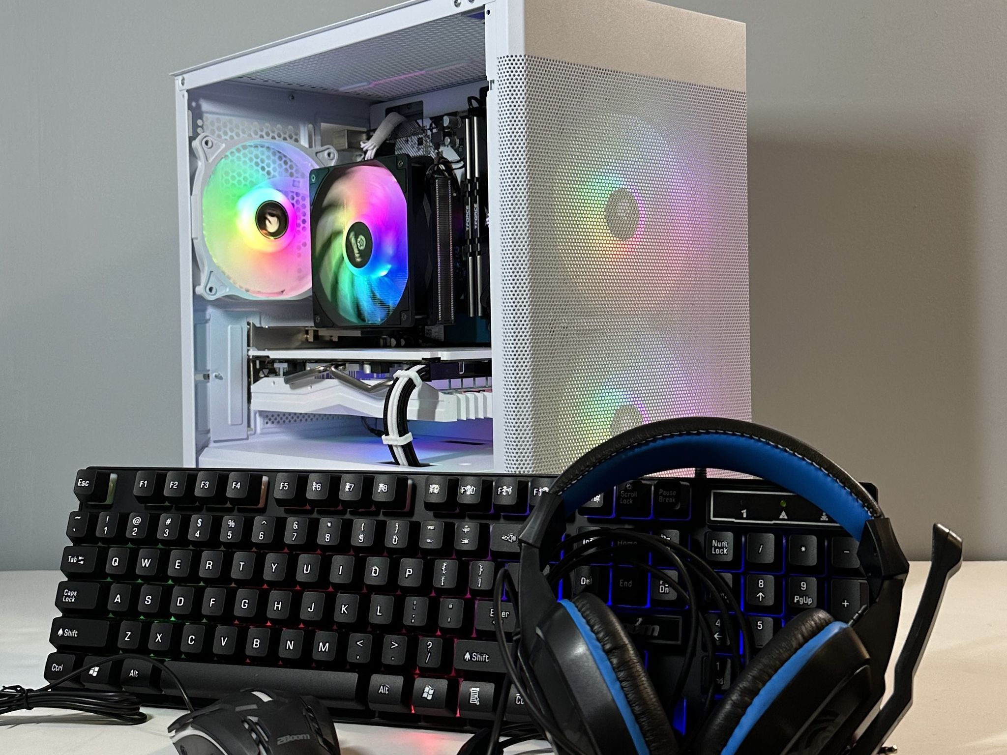 Ryzen 5 2600X/AMD RX 580 8GB Custom RGB White Gaming PC Bundle W/Keyboard/Mouse/Headset & Mic