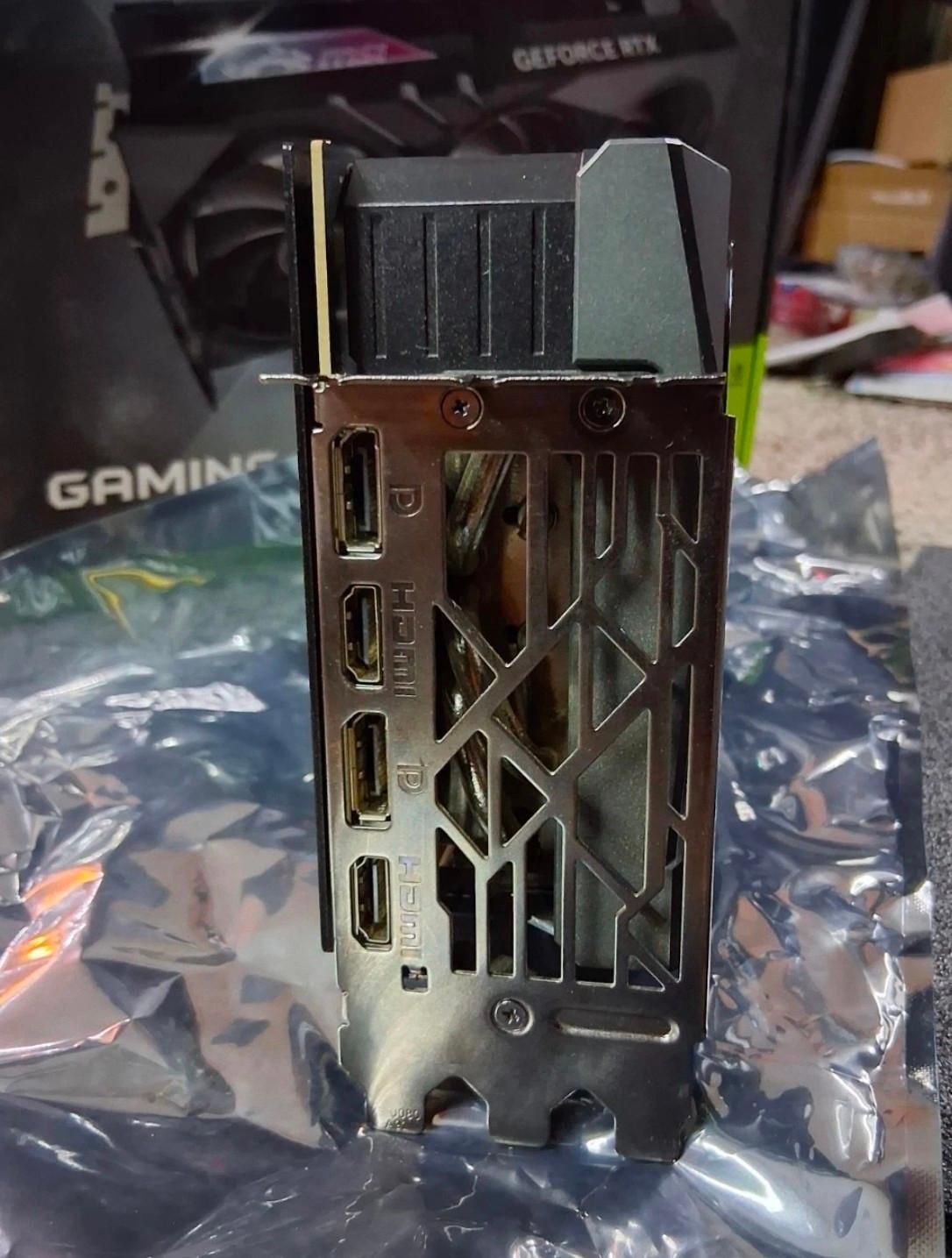 MSI RTX 4090 GAMING SLIM 24G - Image 4