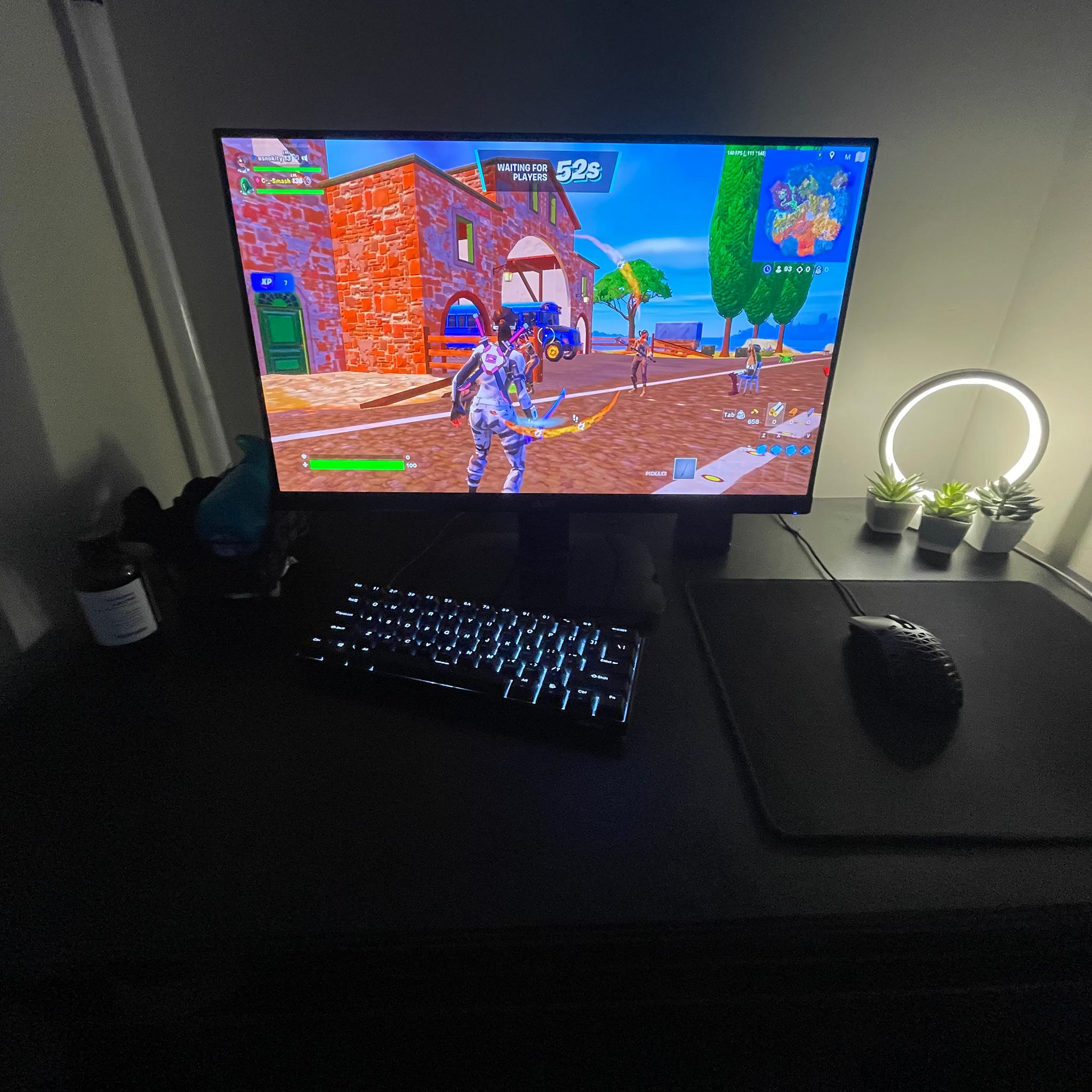 RX 7600 GAMING PC